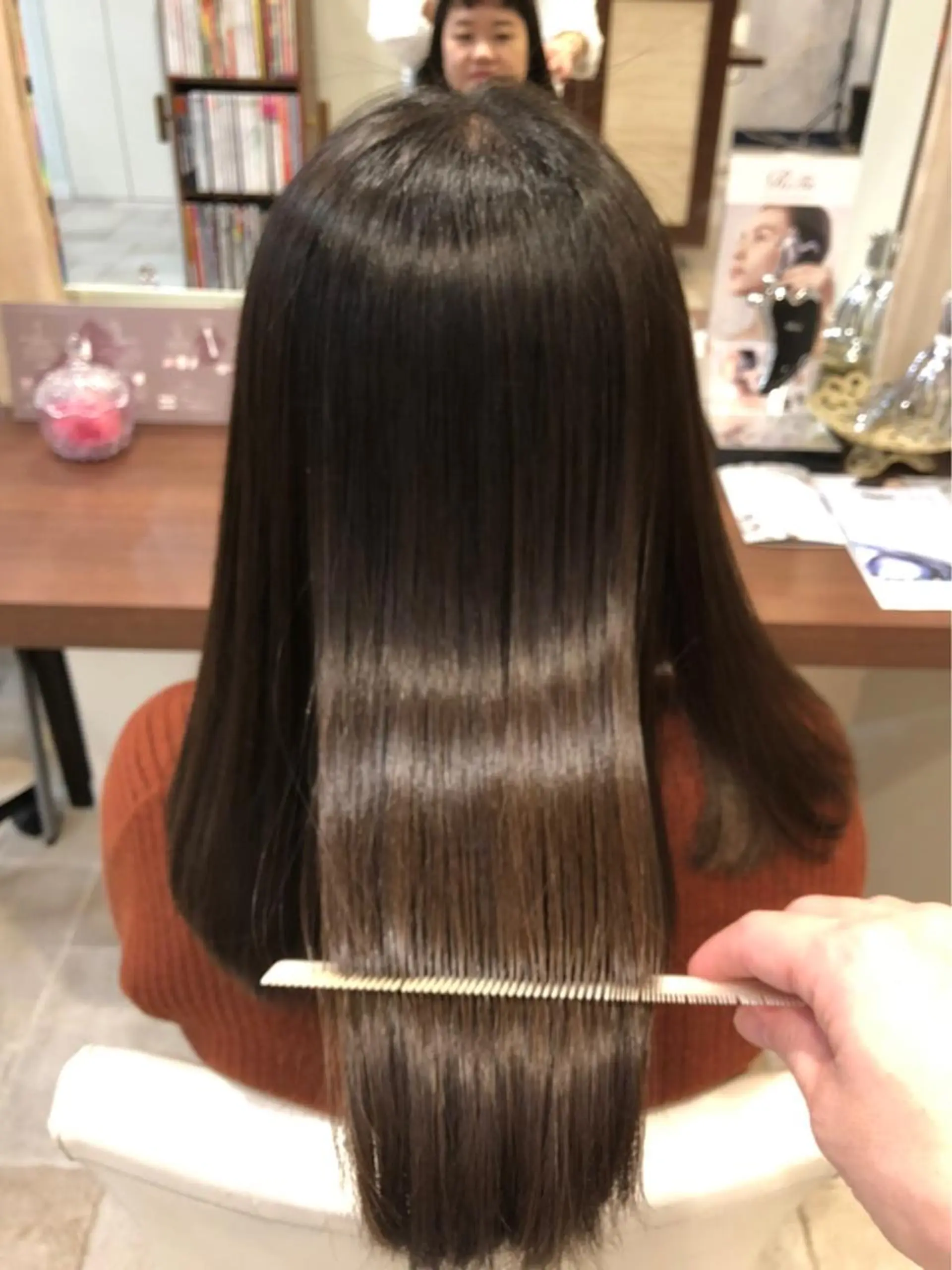 ロング 高坂 優花のヘアスタイル