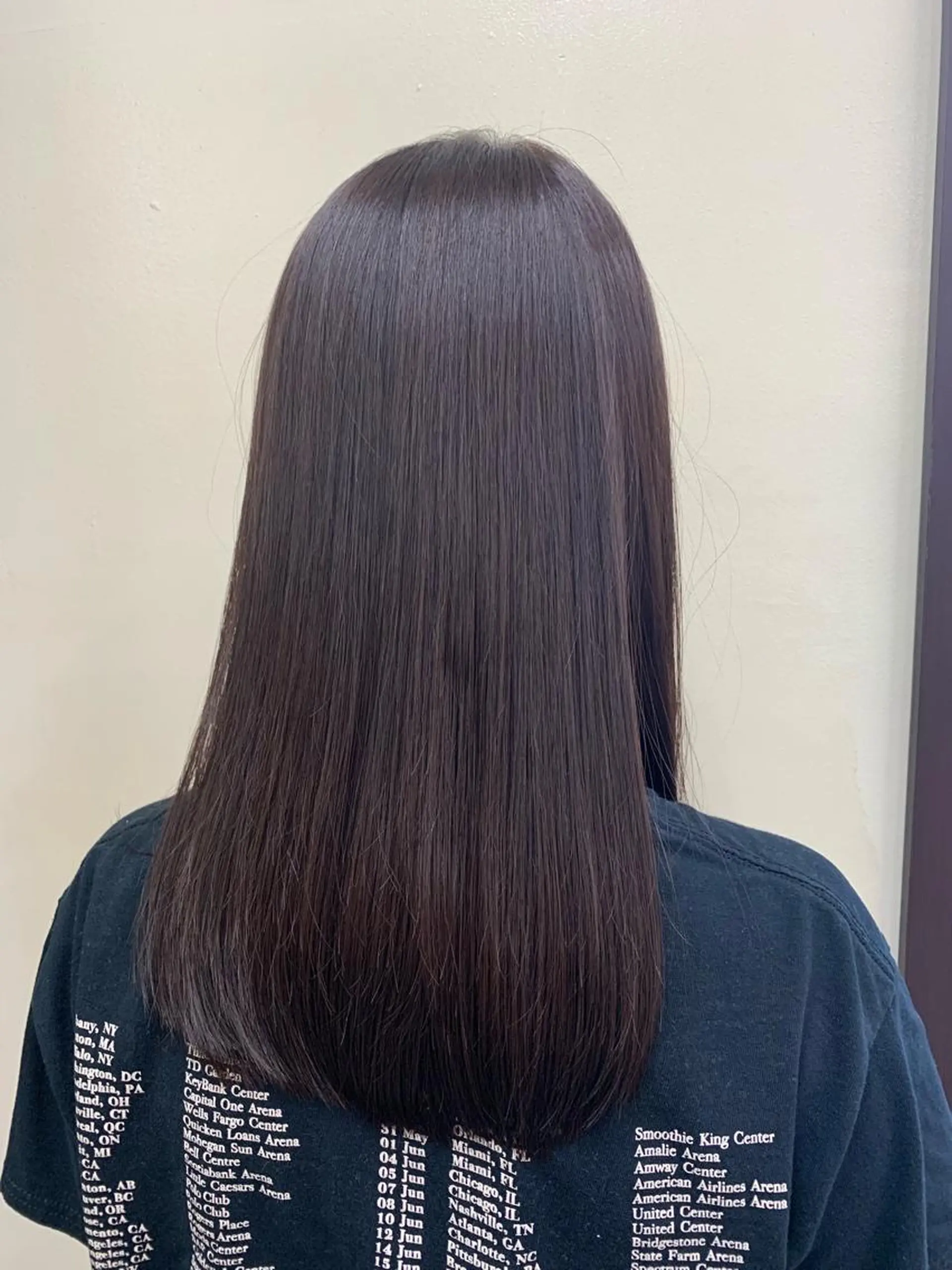セミロング パーマ ブリーチでもできる 縮毛矯正相原慎🌈のヘアスタイル