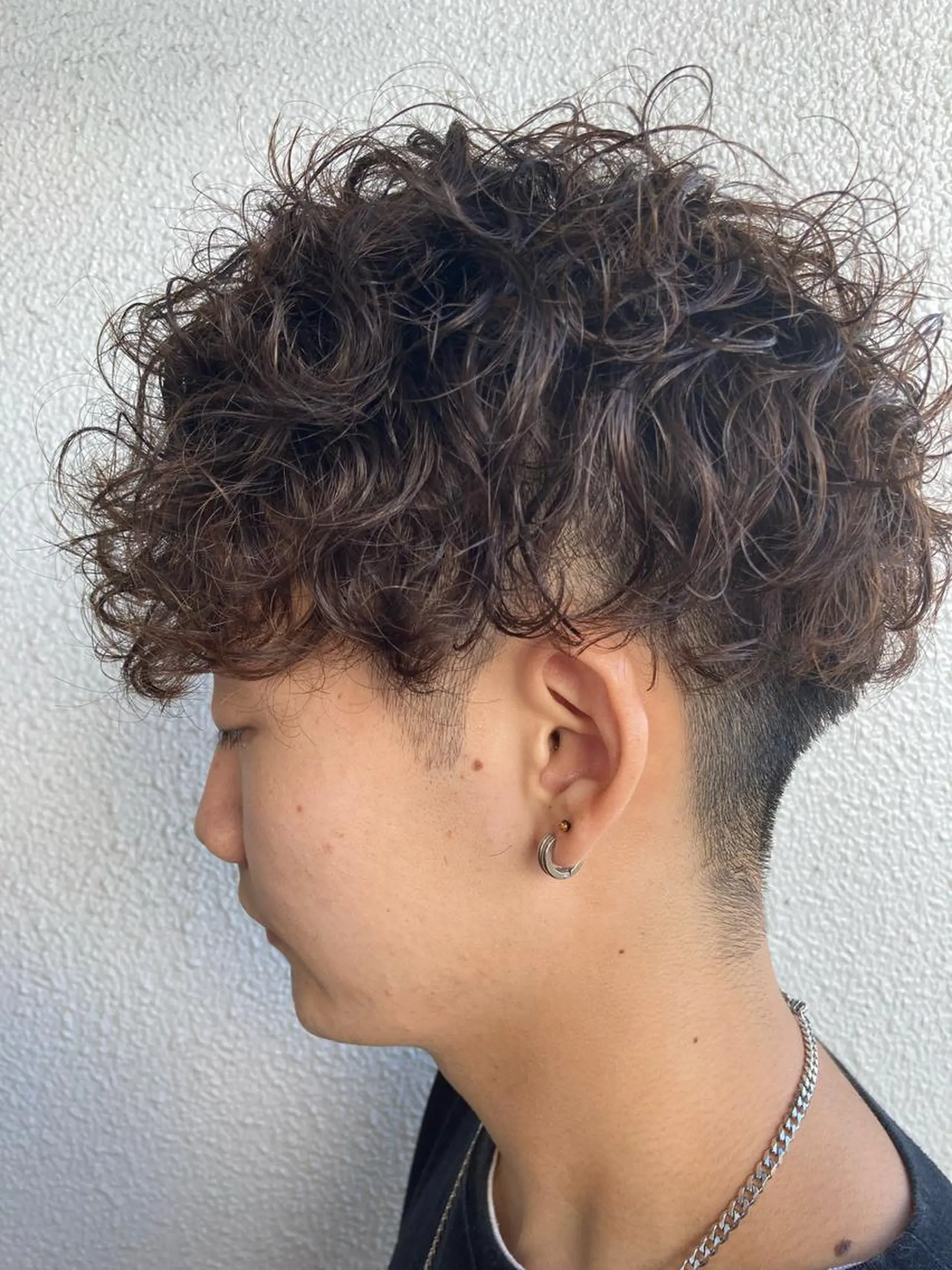ショート パーマ メンズ メンズパーマ カット パーマ 内村 純也のヘアスタイル