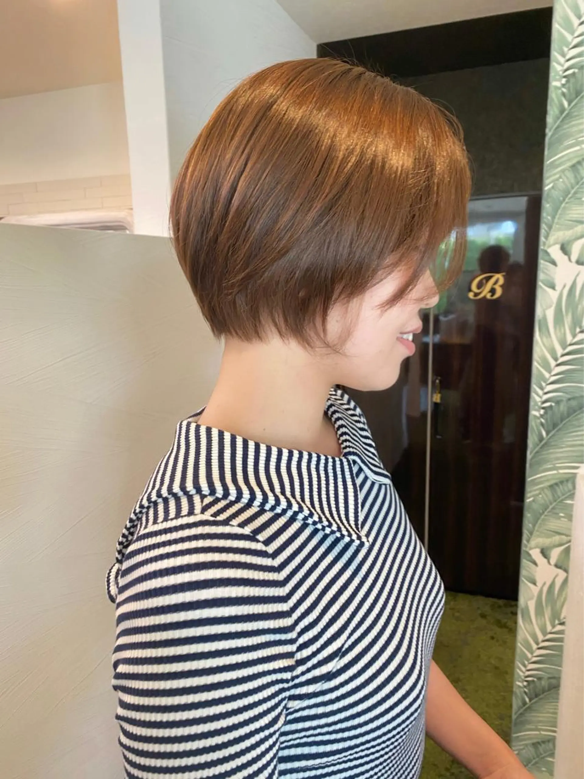 ショート カラー ショートヘア 小顔カット カット ヘアカラー トリートメント 桑原 菜摘のヘアスタイル