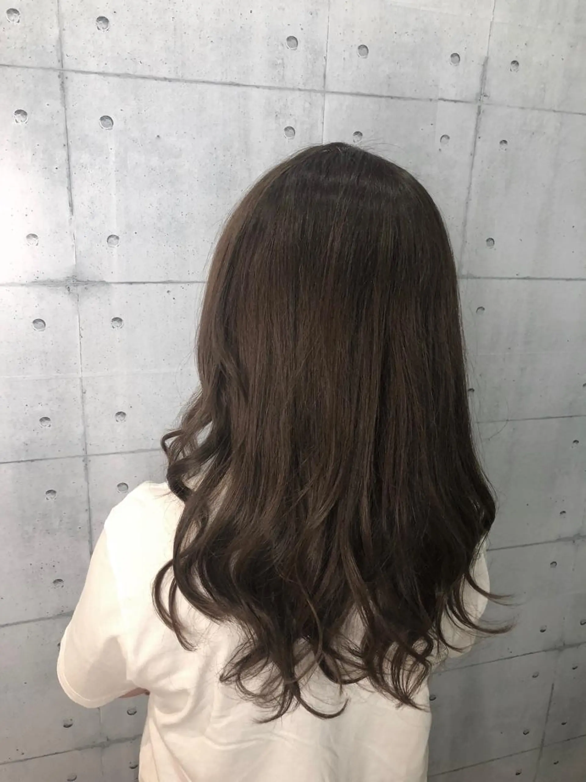 ロング カラー アッシュ カット ヘアカラー トリートメント 金沢 広美のヘアスタイル