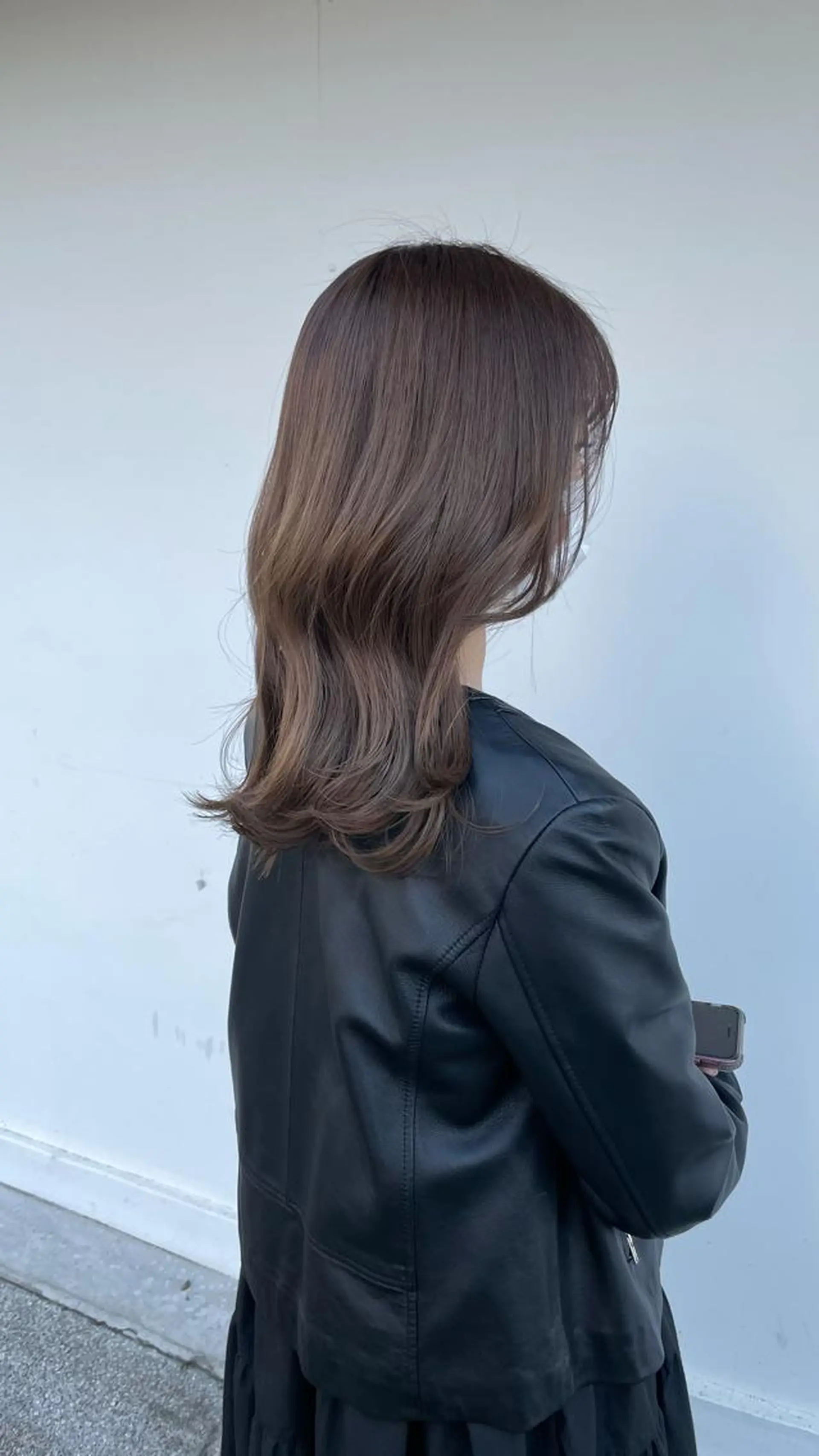 セミロング 梅本 佳奈のヘアスタイル