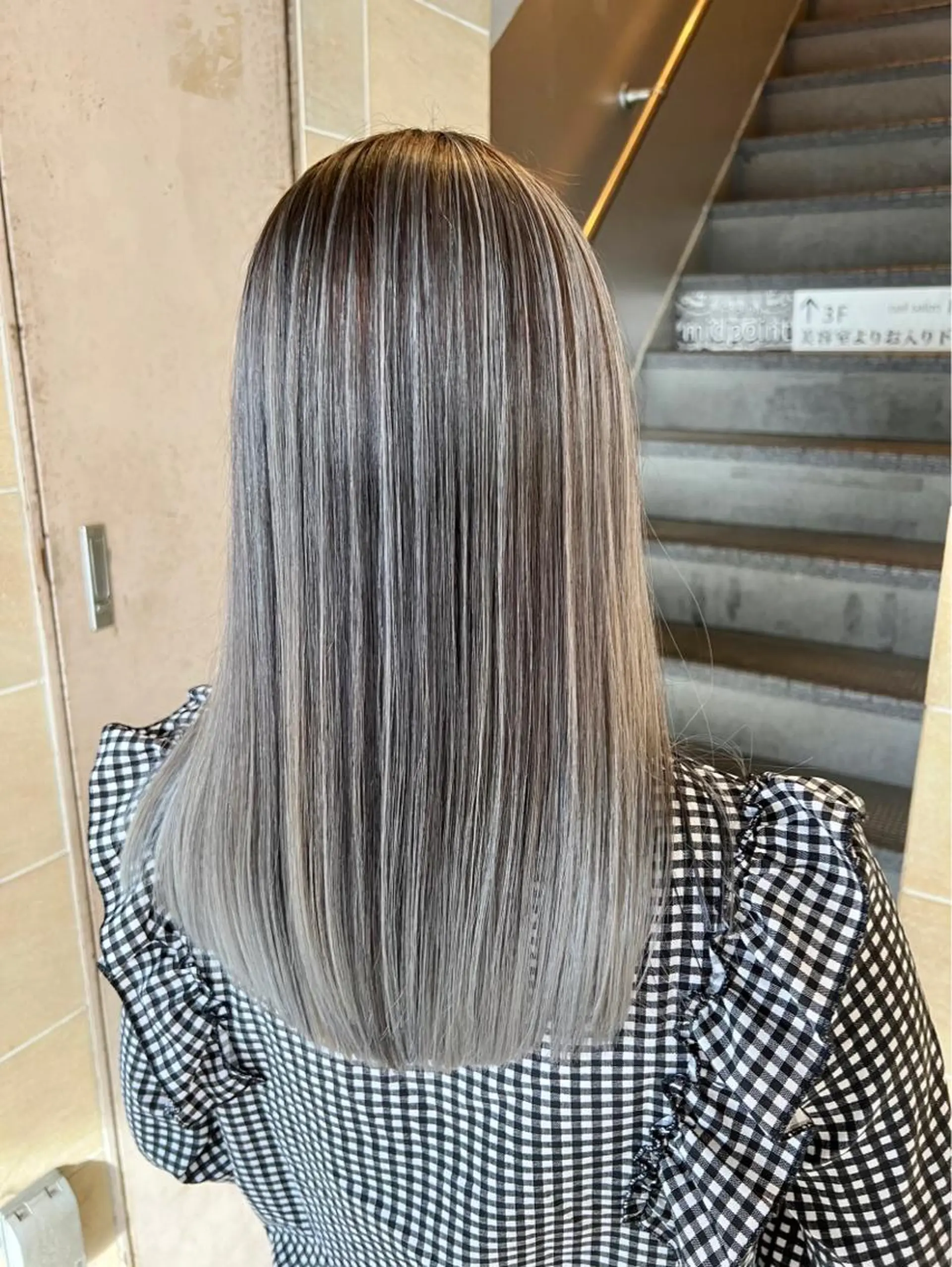 セミロング レイヤーカット カット ヘアカラー トリートメント ヘアセット CARAT堺東 Aujua認定サロンのヘアスタイル