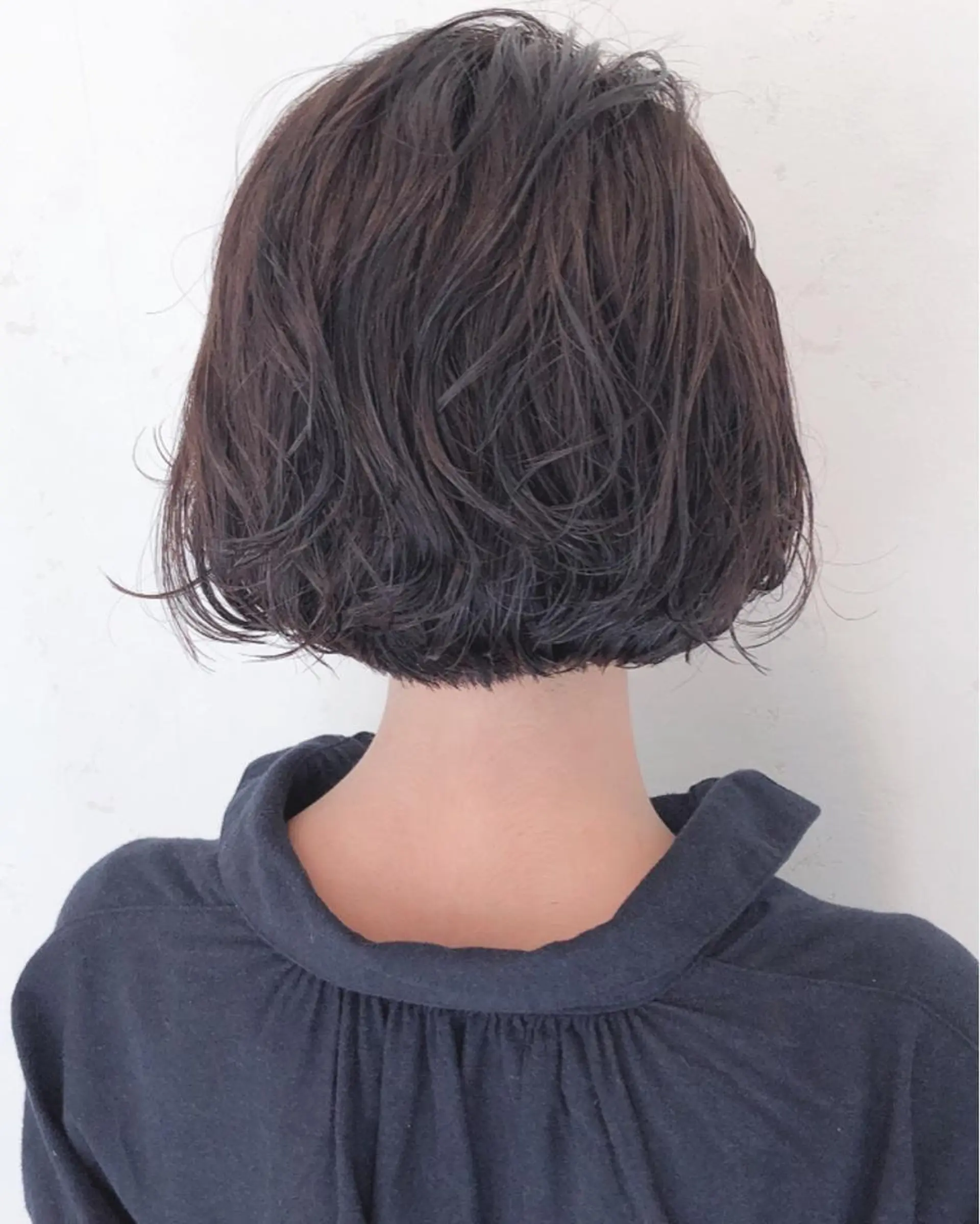 ショート カラー 伊藤 さやかのヘアスタイル