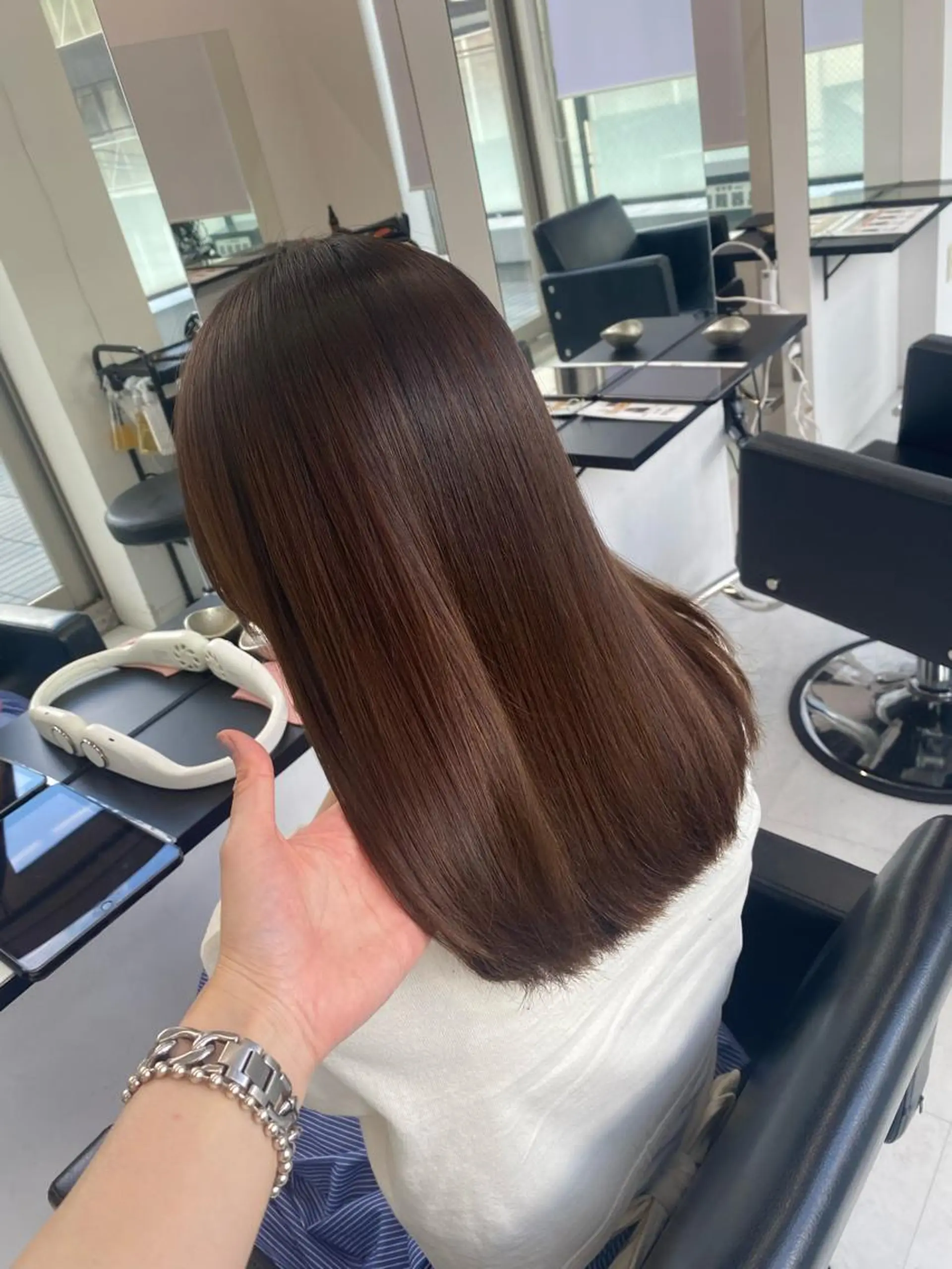 セミロング カット ヘアカラー トリートメント ヘッドスパ SHOKO スタイリストのヘアスタイル