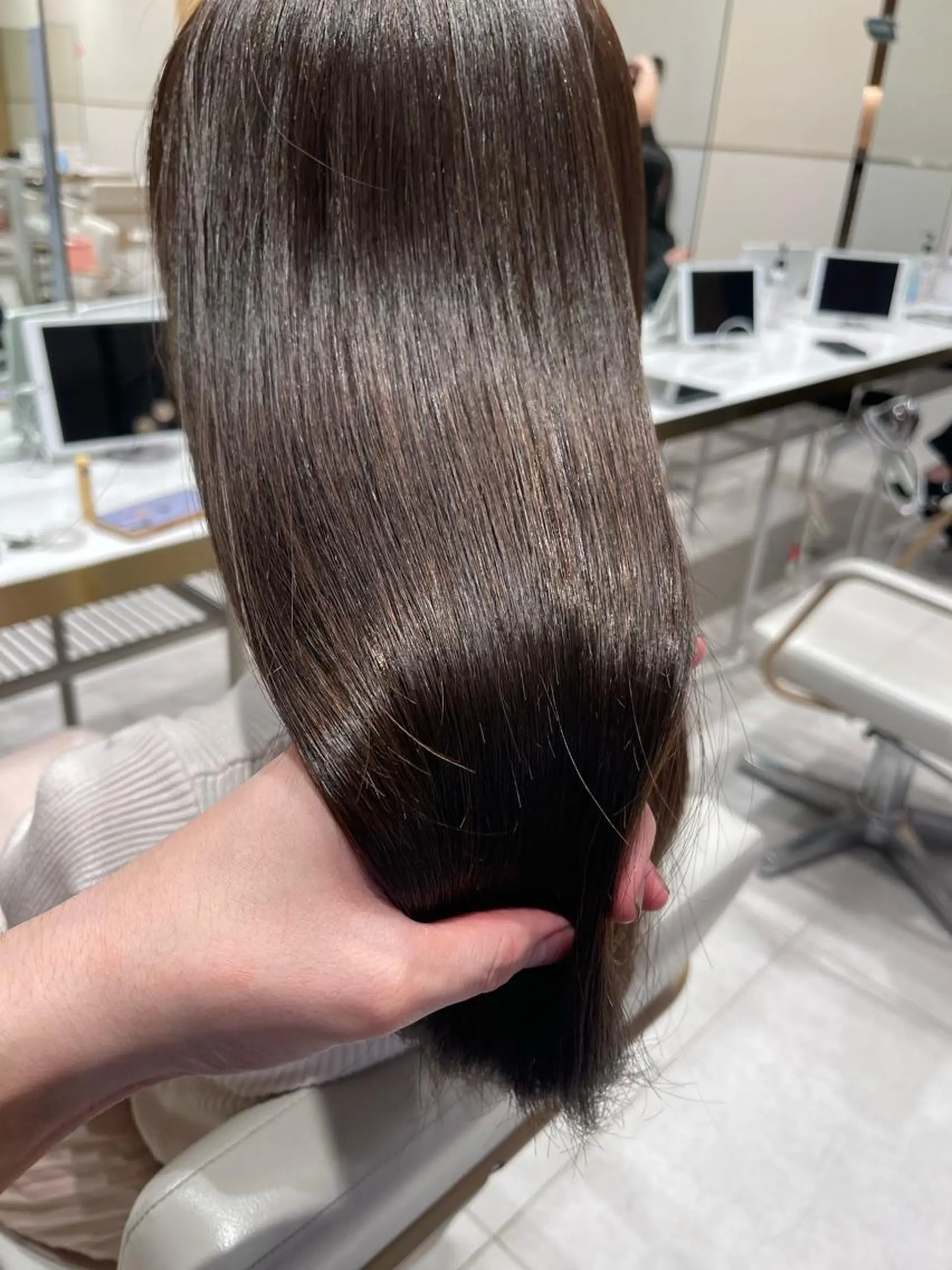 セミロング パーマ カット ヘアカラー 縮毛矯正 トリートメント 顔周り特化/韓国ヘア /レイヤー/吉野幸大のヘアスタイル