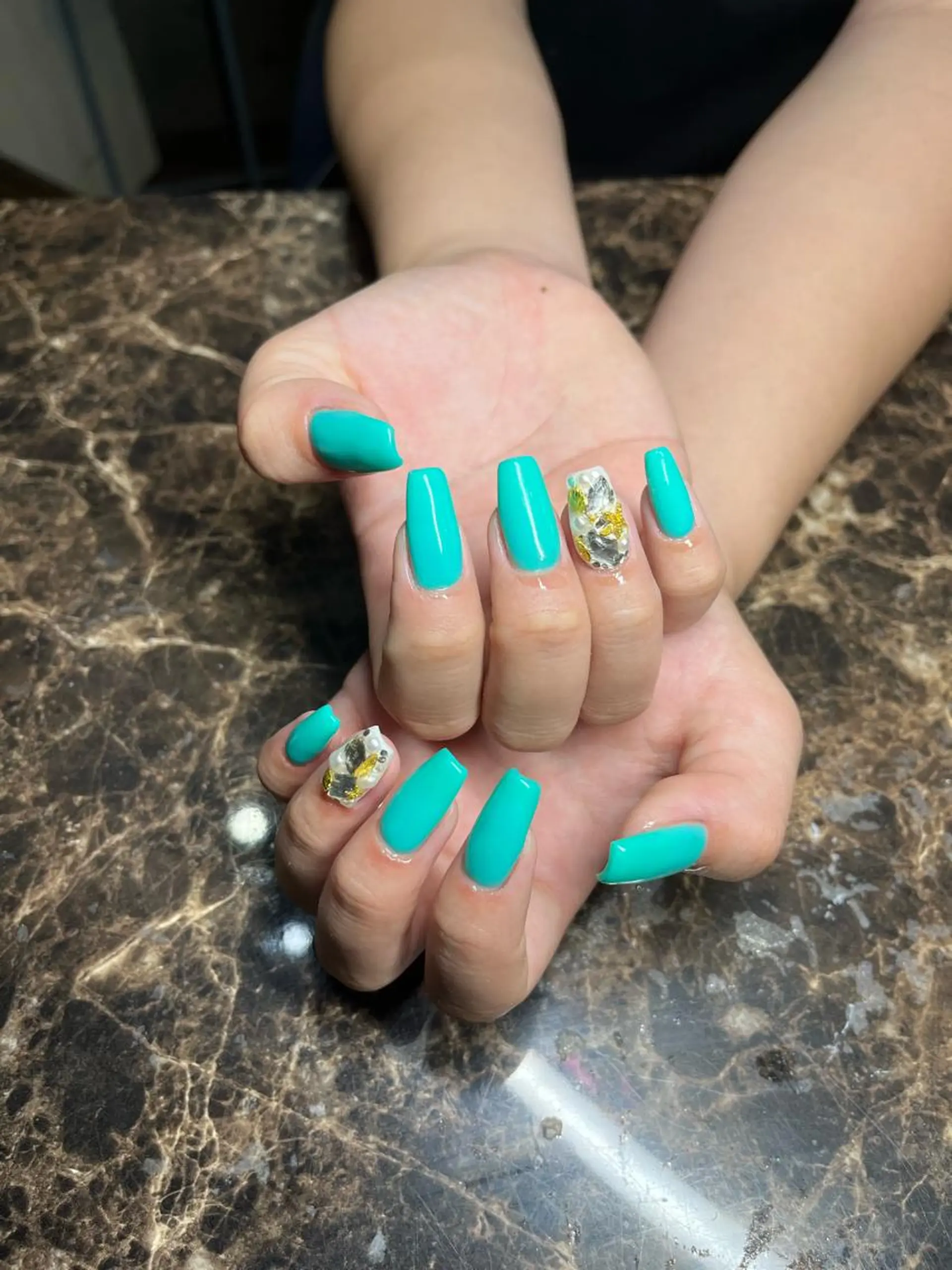 ネイル ハンドネイル IROHA Nail 矢掛萌子のネイルデザイン