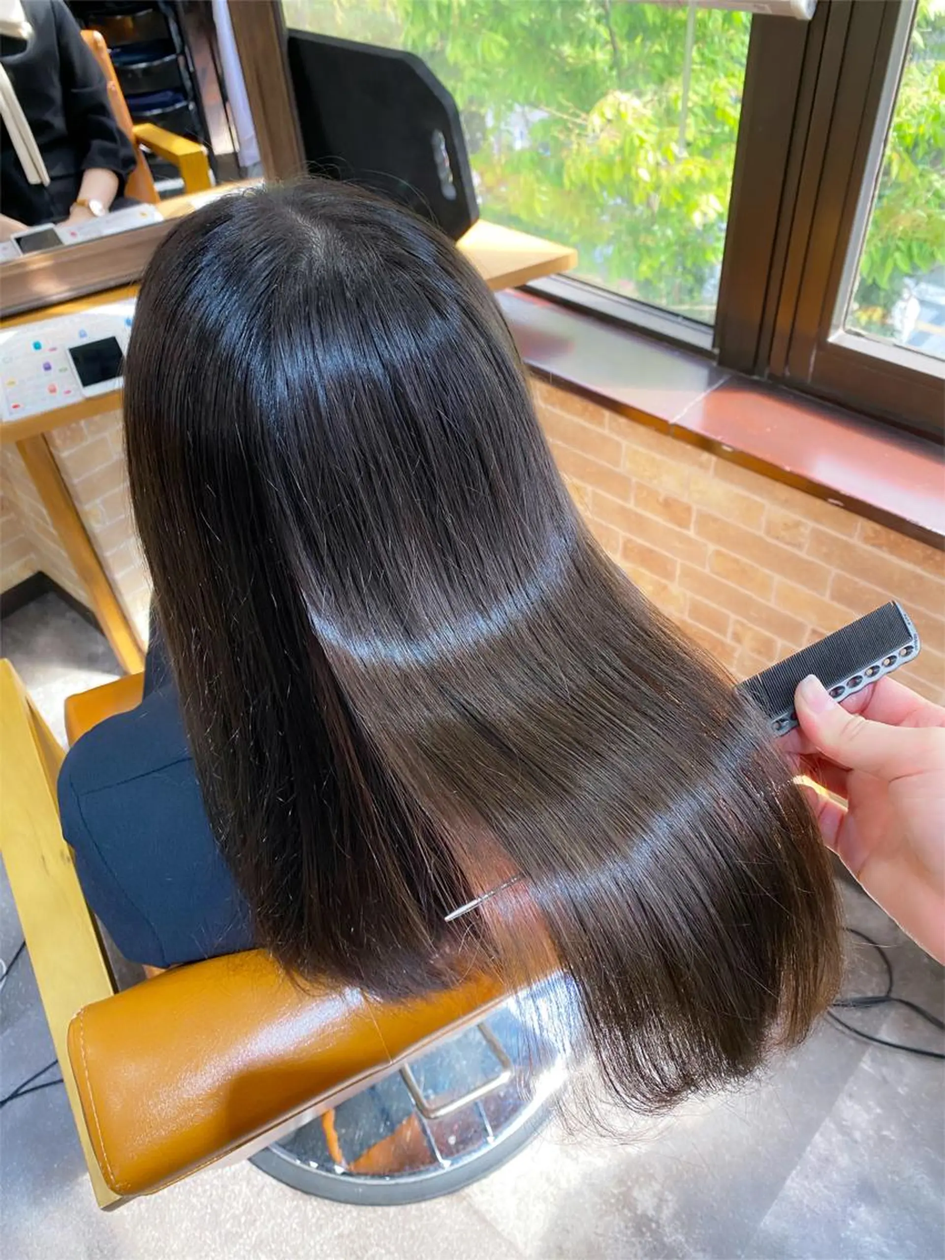 セミロング 美髪ヘア 🤍erikaのヘアスタイル