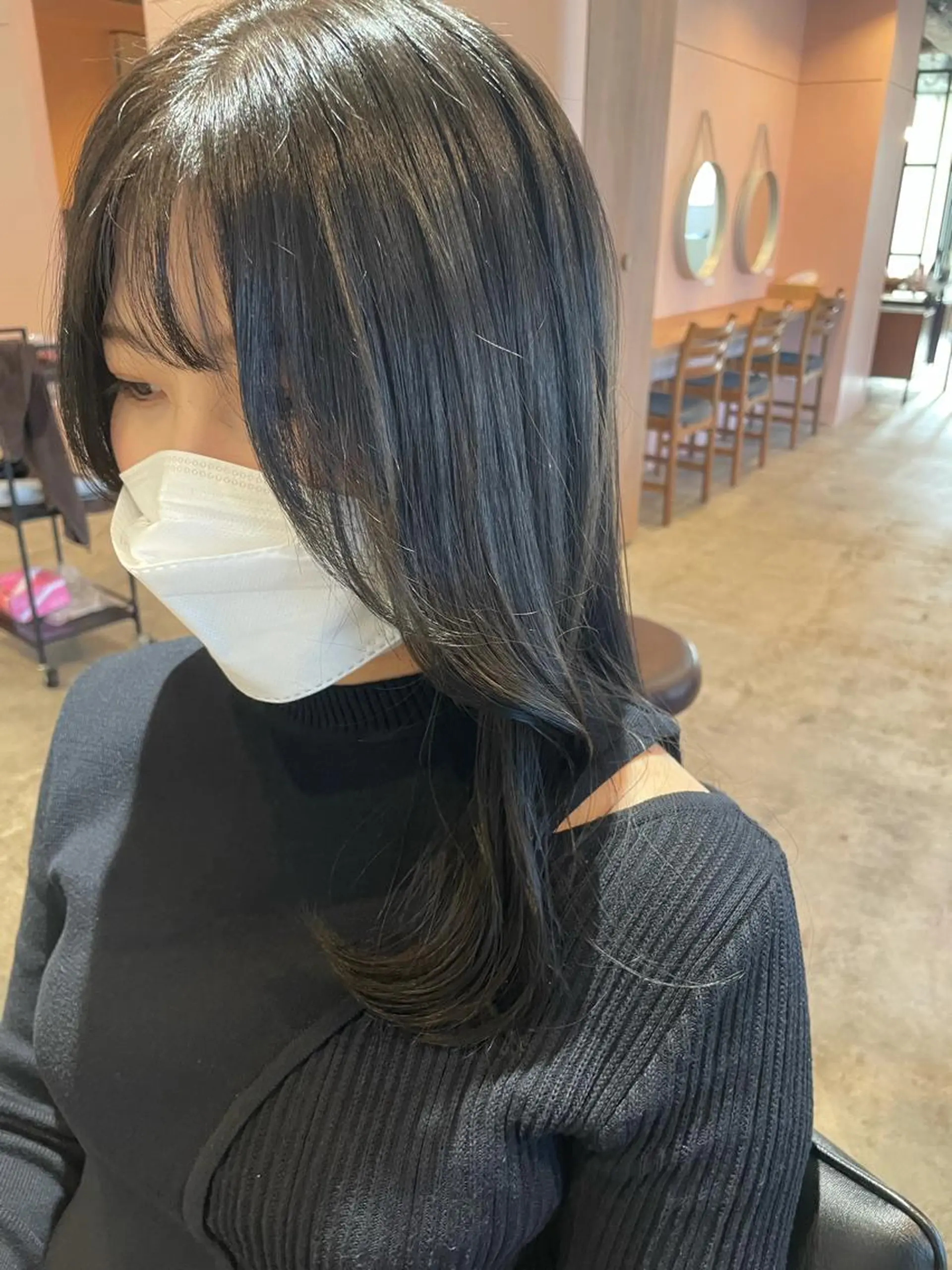 セミロング カラー ヘアアレンジ REONA🪽✨薬院 レイヤーカット🫧のヘアスタイル