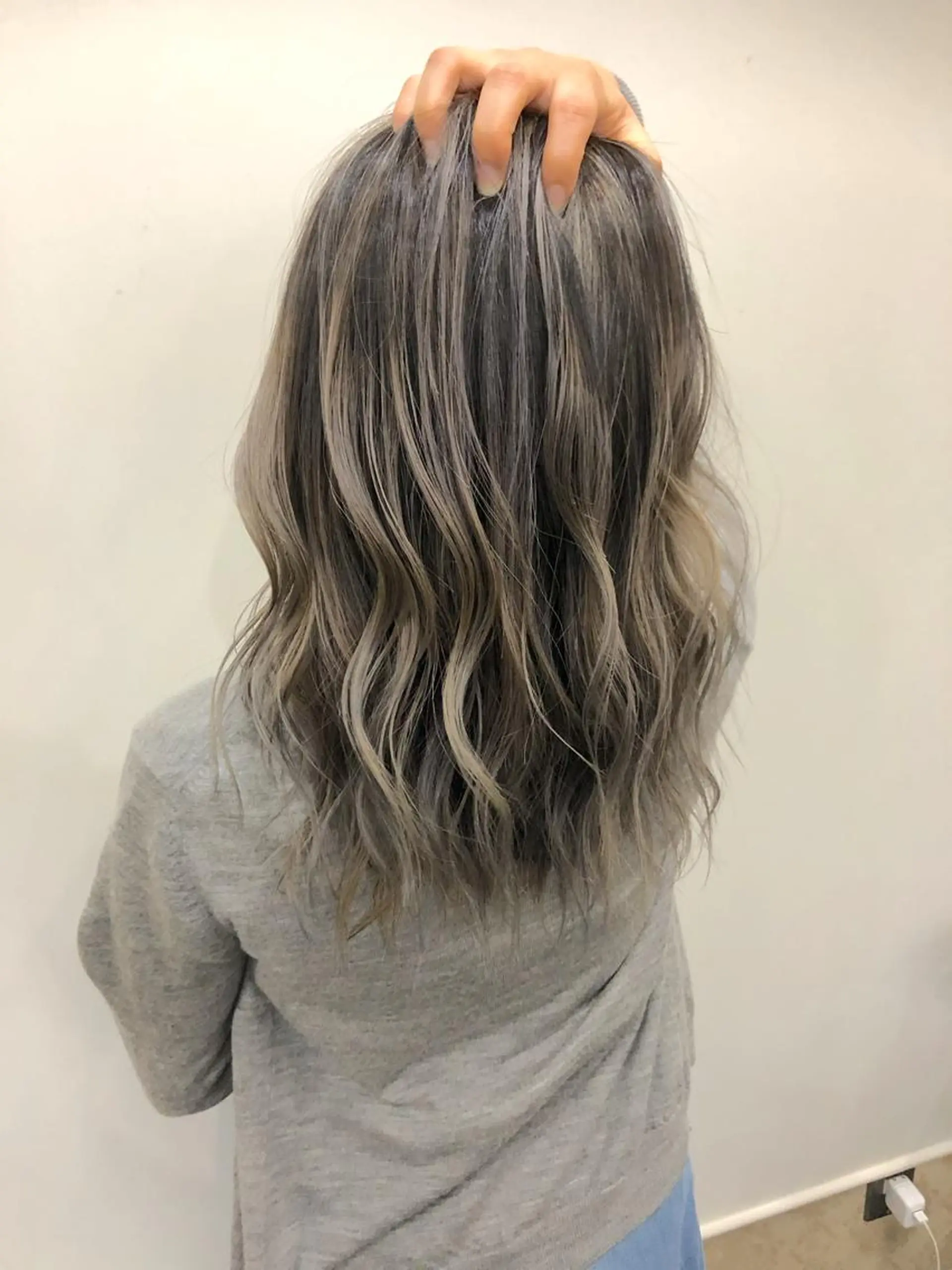 カラー バレイヤージュ 奥山義進/大宮 /ダブルカラーのヘアスタイル