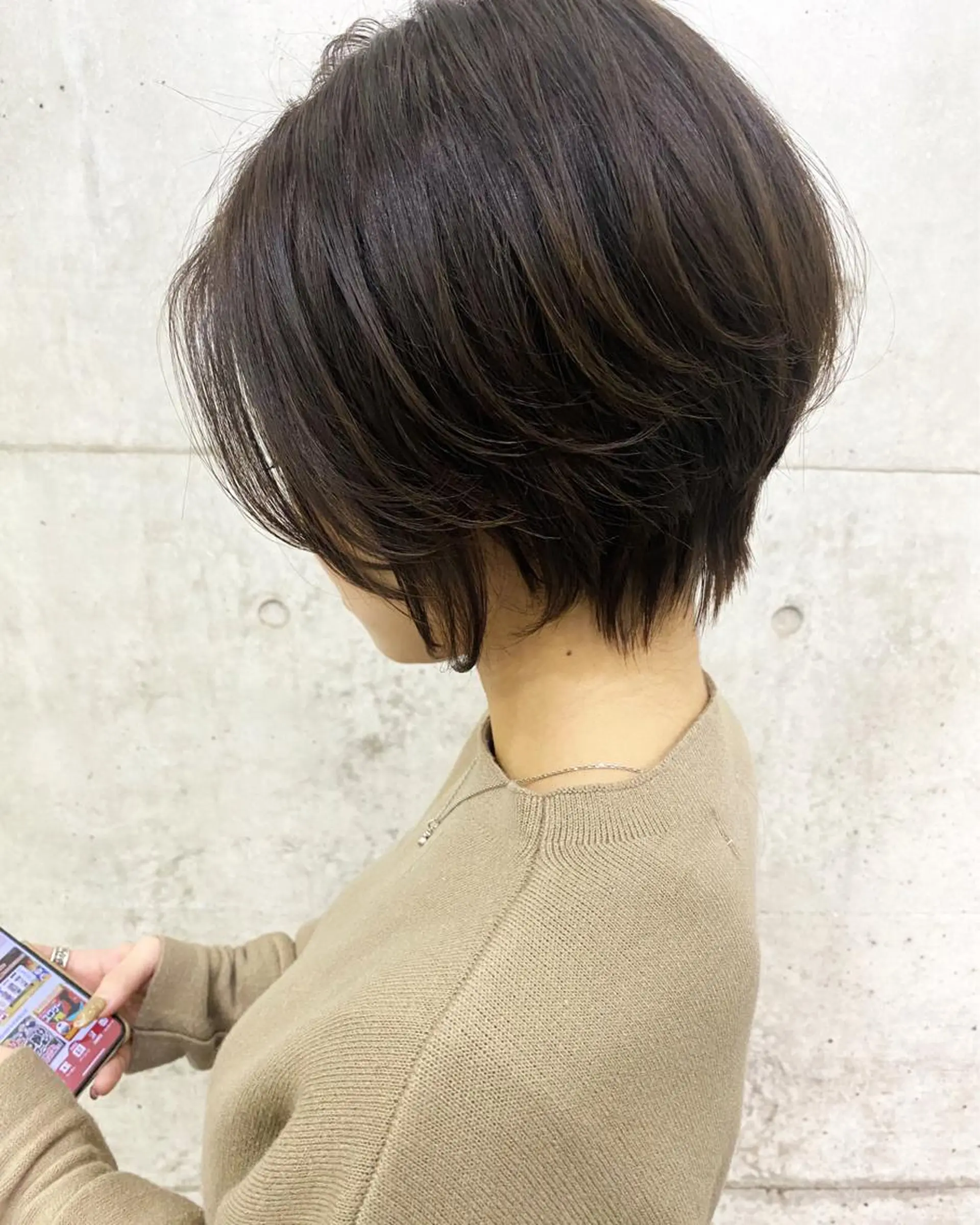 ショート 秋月 亜耶のヘアスタイル