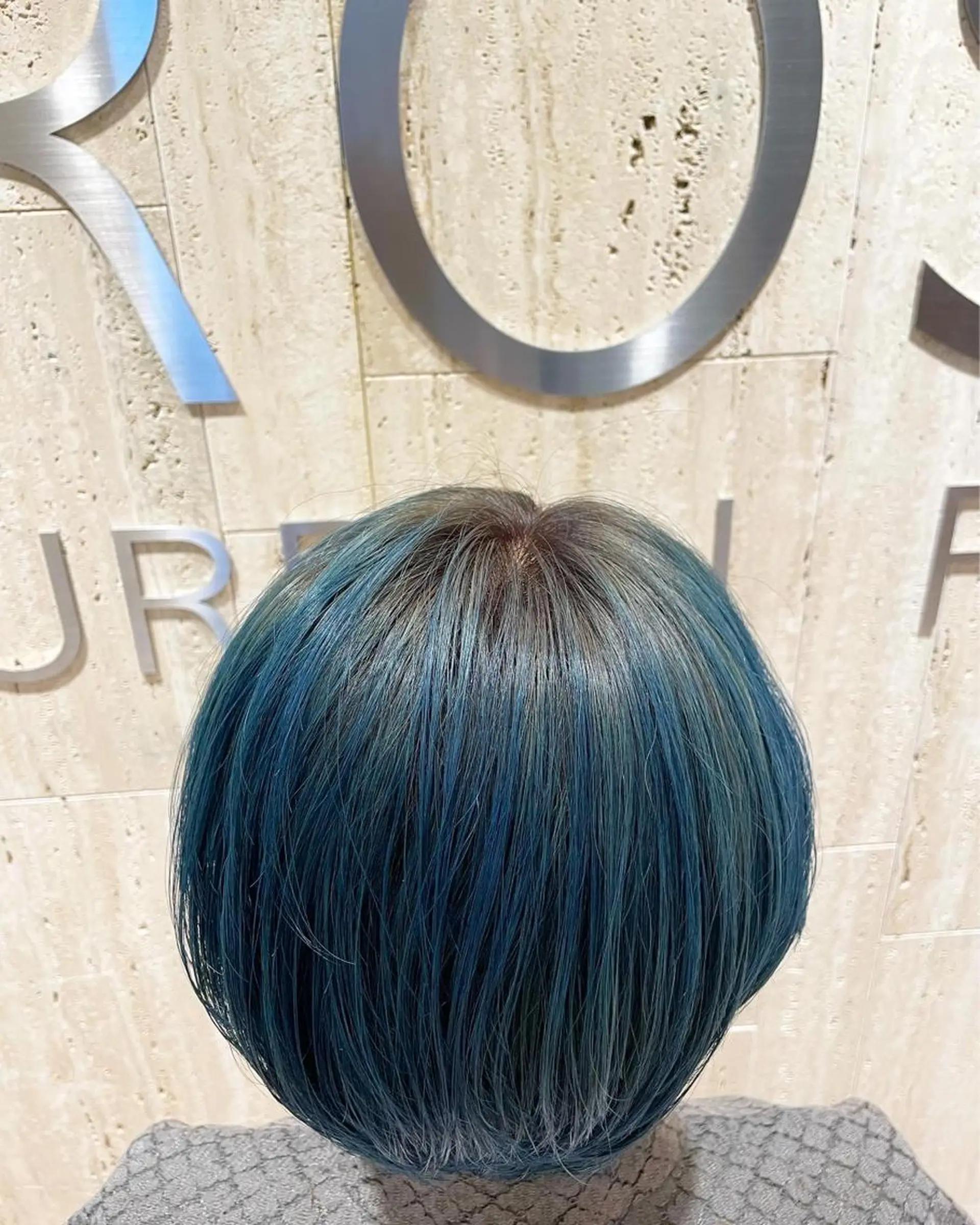 ショート カラー ブルーカラー カット ヘアカラー トリートメント 高橋 芽衣のヘアスタイル