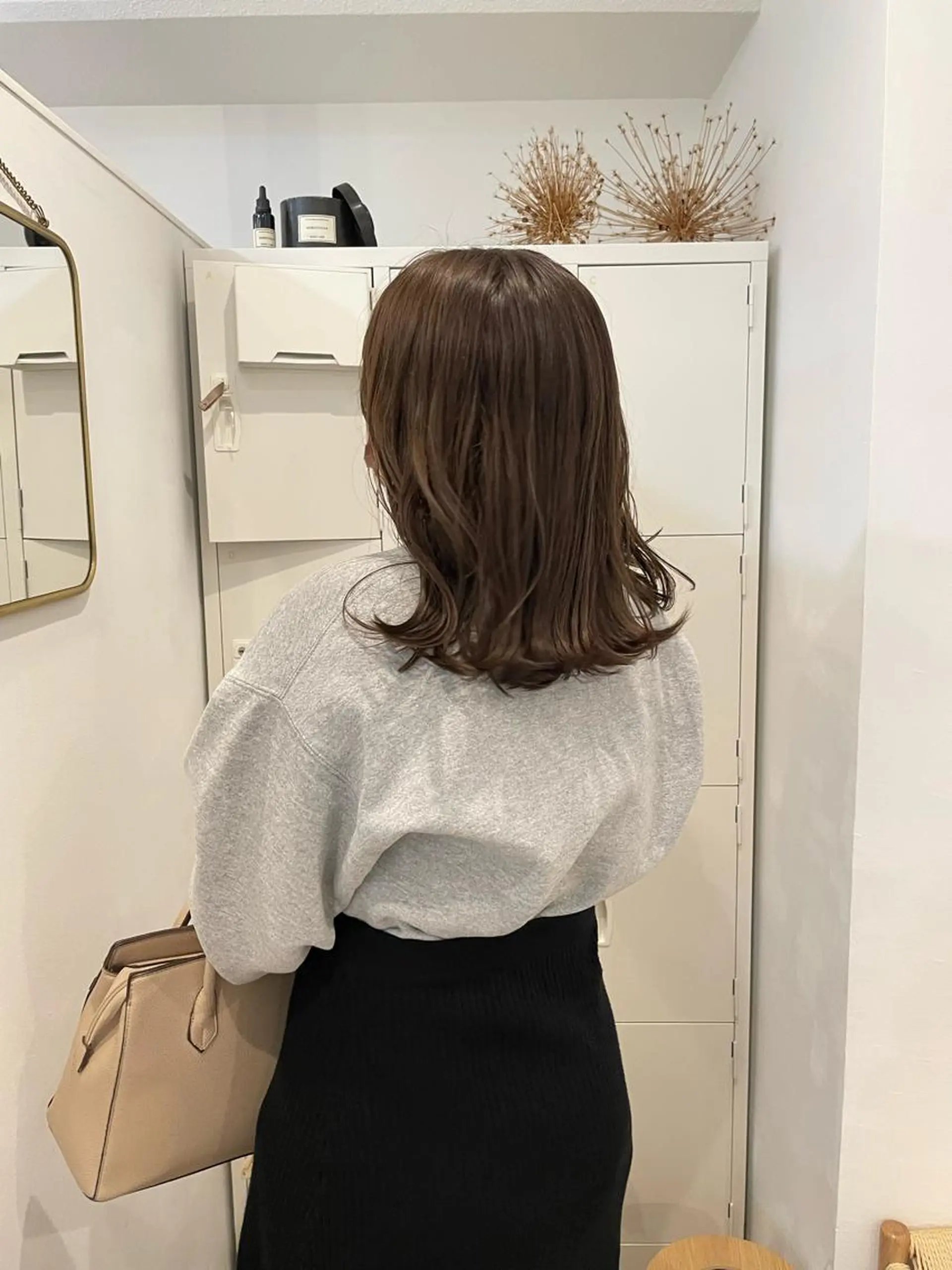 ミディアム カラー ベージュカラー 透明感カラー イルミナカラー 梅田／ベージュ レイヤー／ヌマタのヘアスタイル