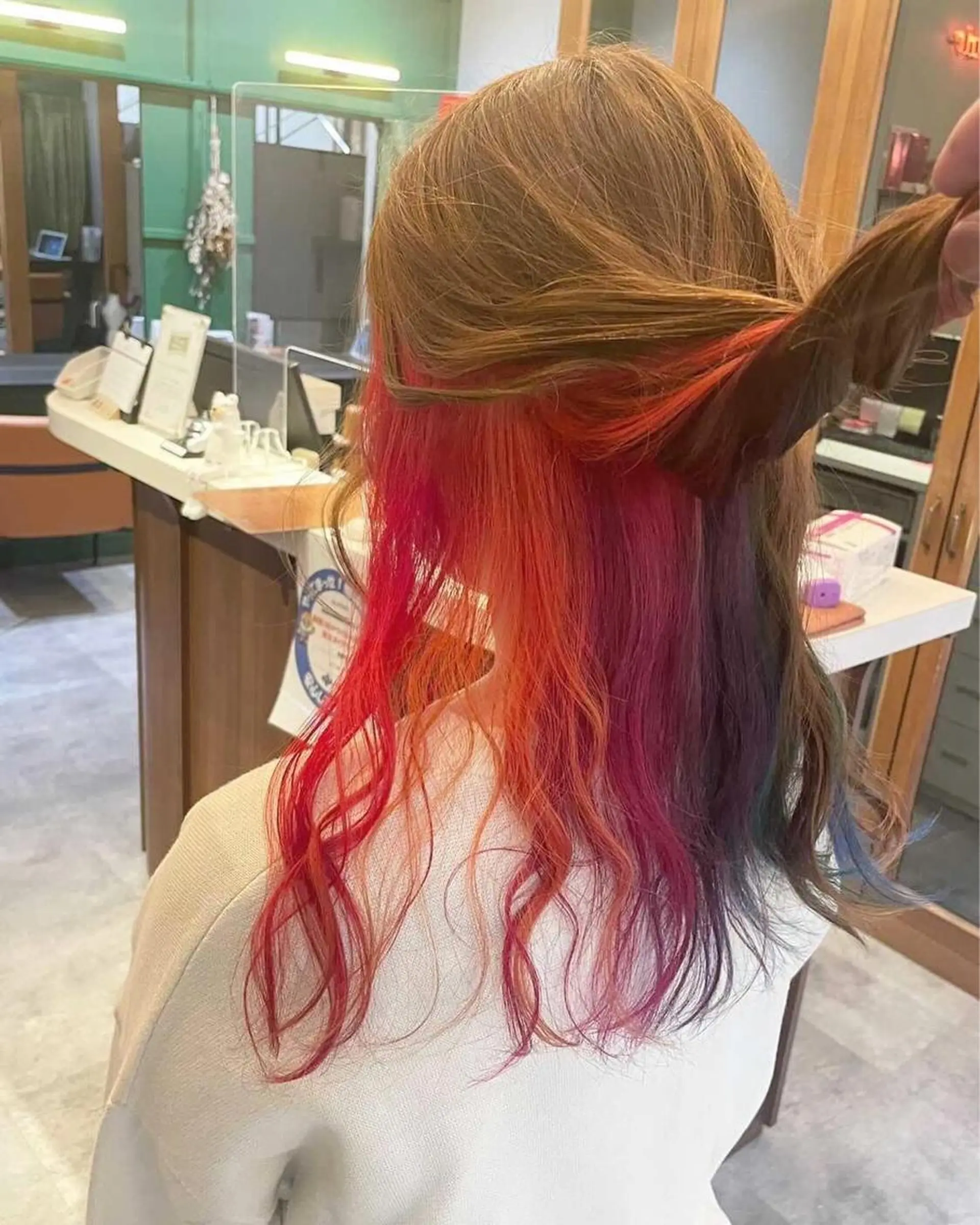 ロング カラー ユニコーンカラー 髪質改善ストレート Kantaのヘアスタイル