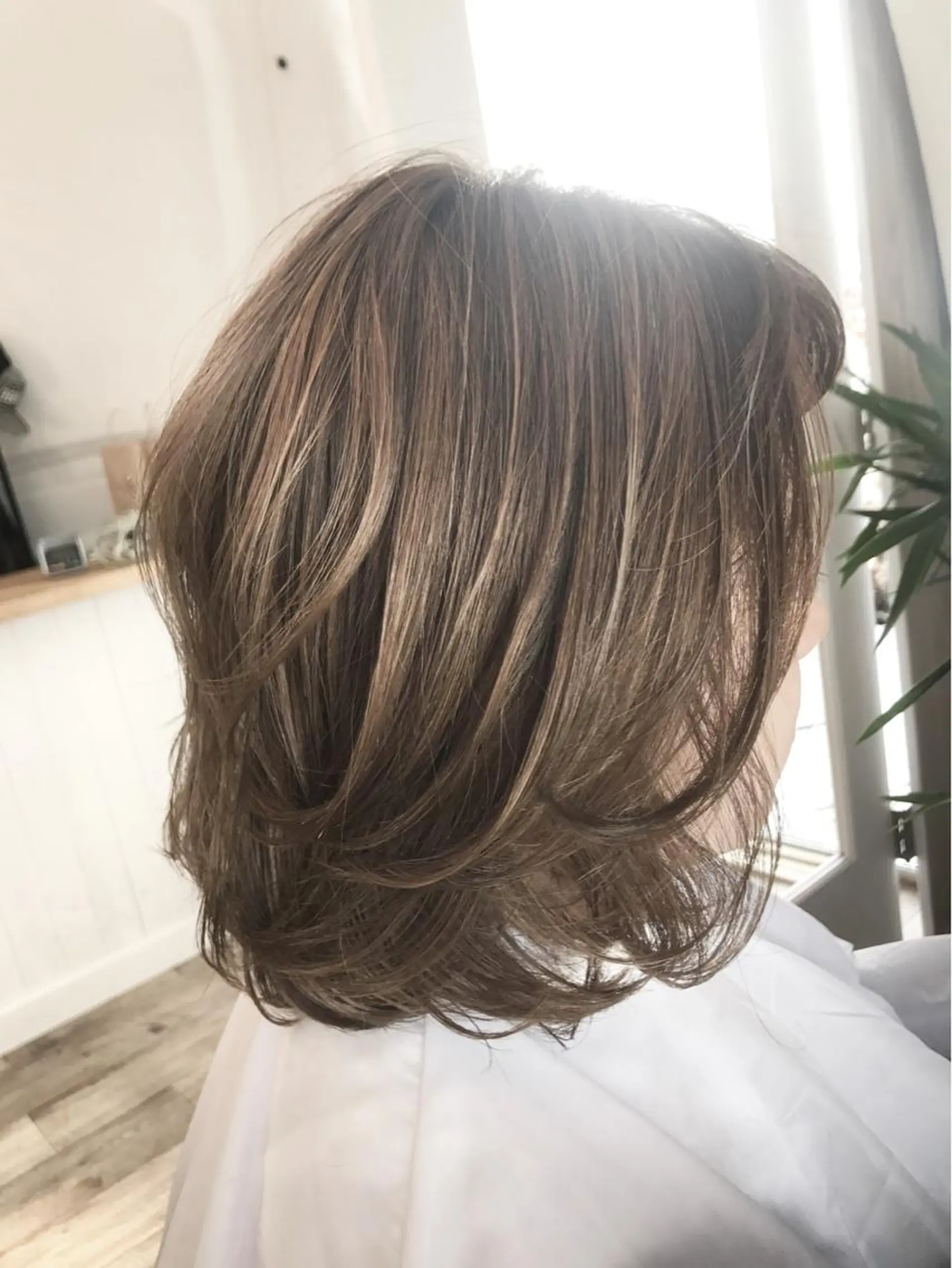 ショート ミディアム セミロング ロング カラー グレージュ ハイライトカラー ハイライト 白髪ぼかしハイライト バレイヤージュヤマトのヘアスタイル