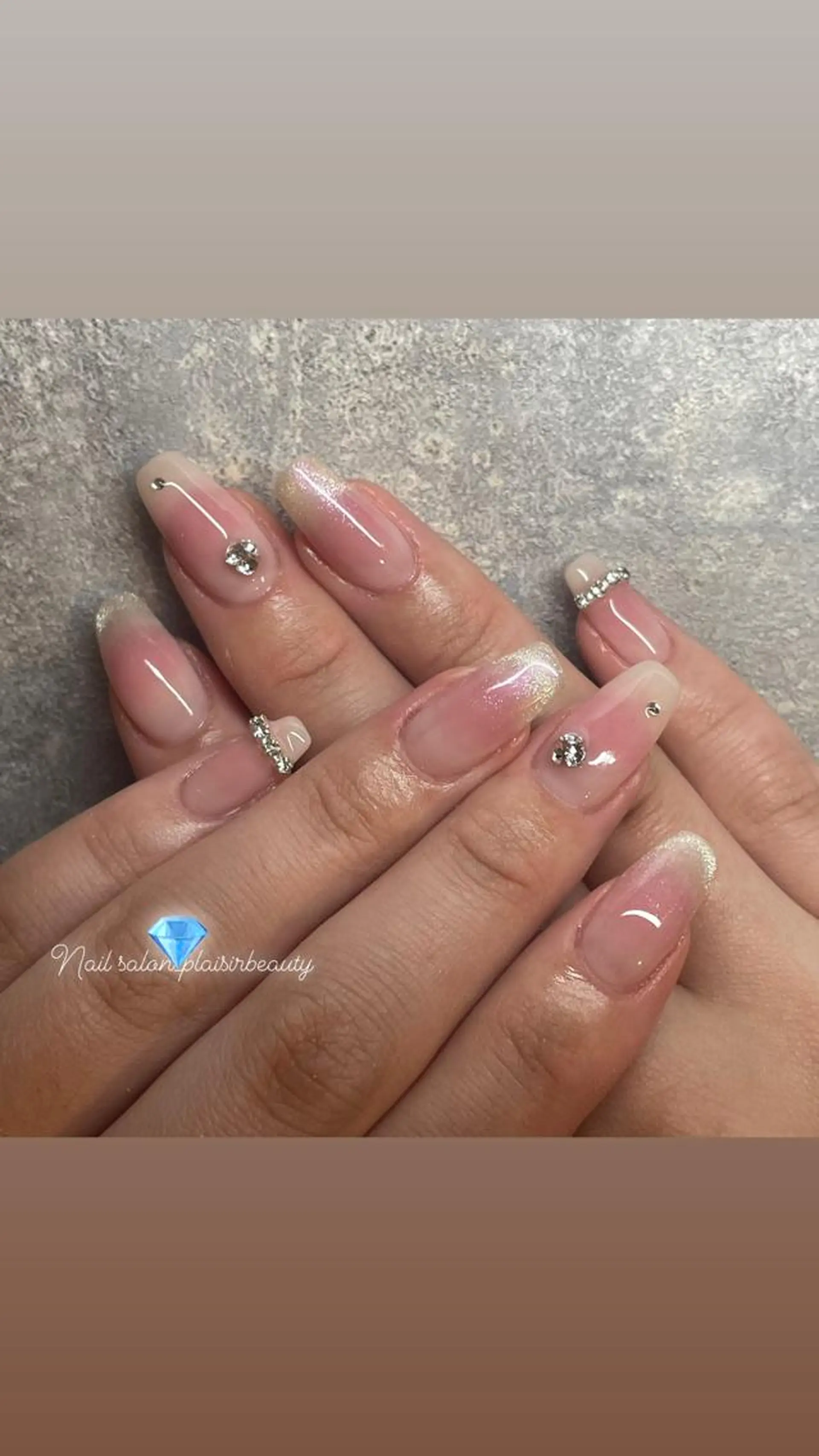 ネイル グラデーション ラメ(グリッター) ラメグラデーション マグネットネイル 持ち込み ハンドネイル Plaisir beautyのネイルデザイン