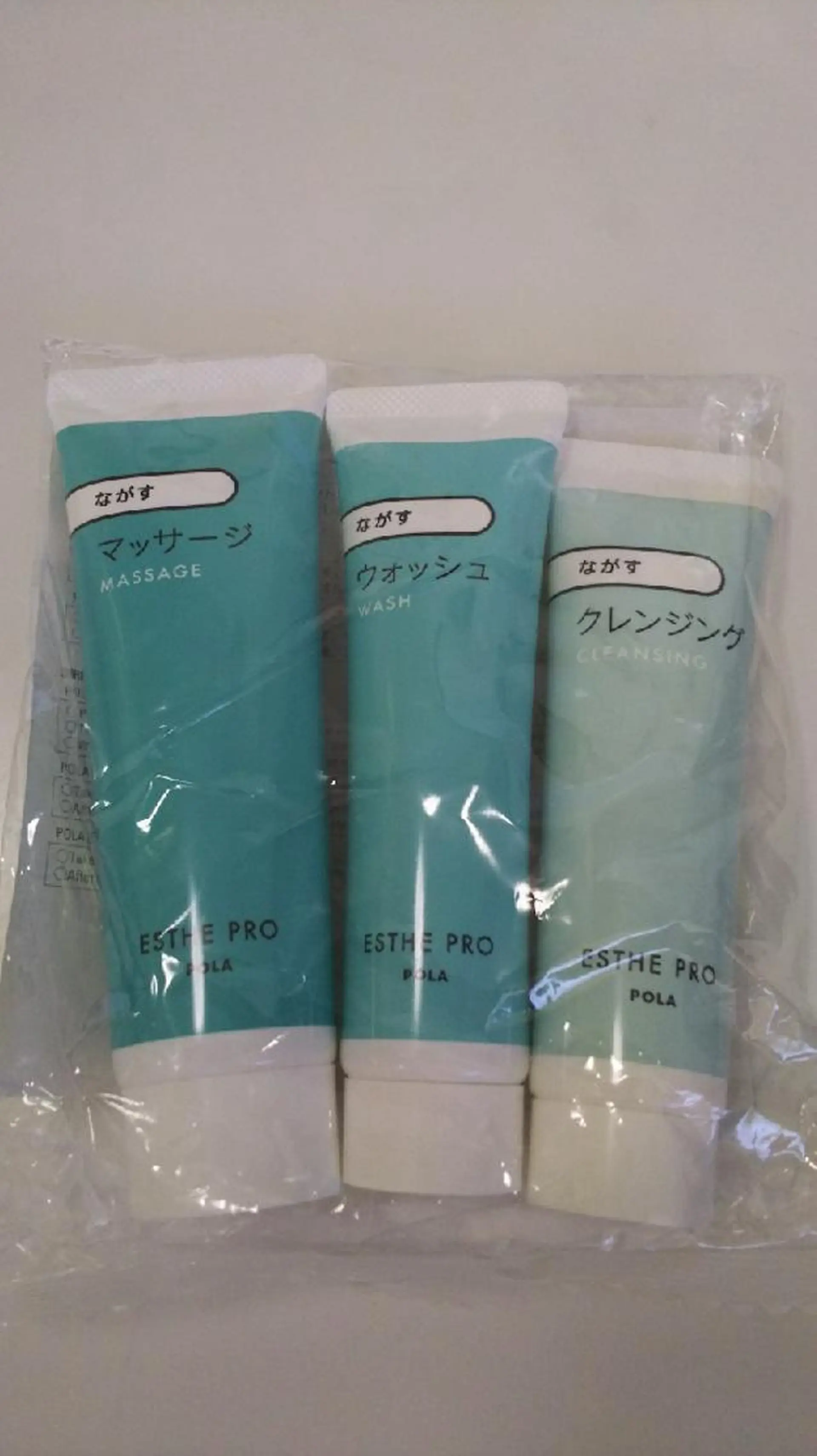 POLA  ルフラン所属・荒川 梓のエステ・リラクイメージ