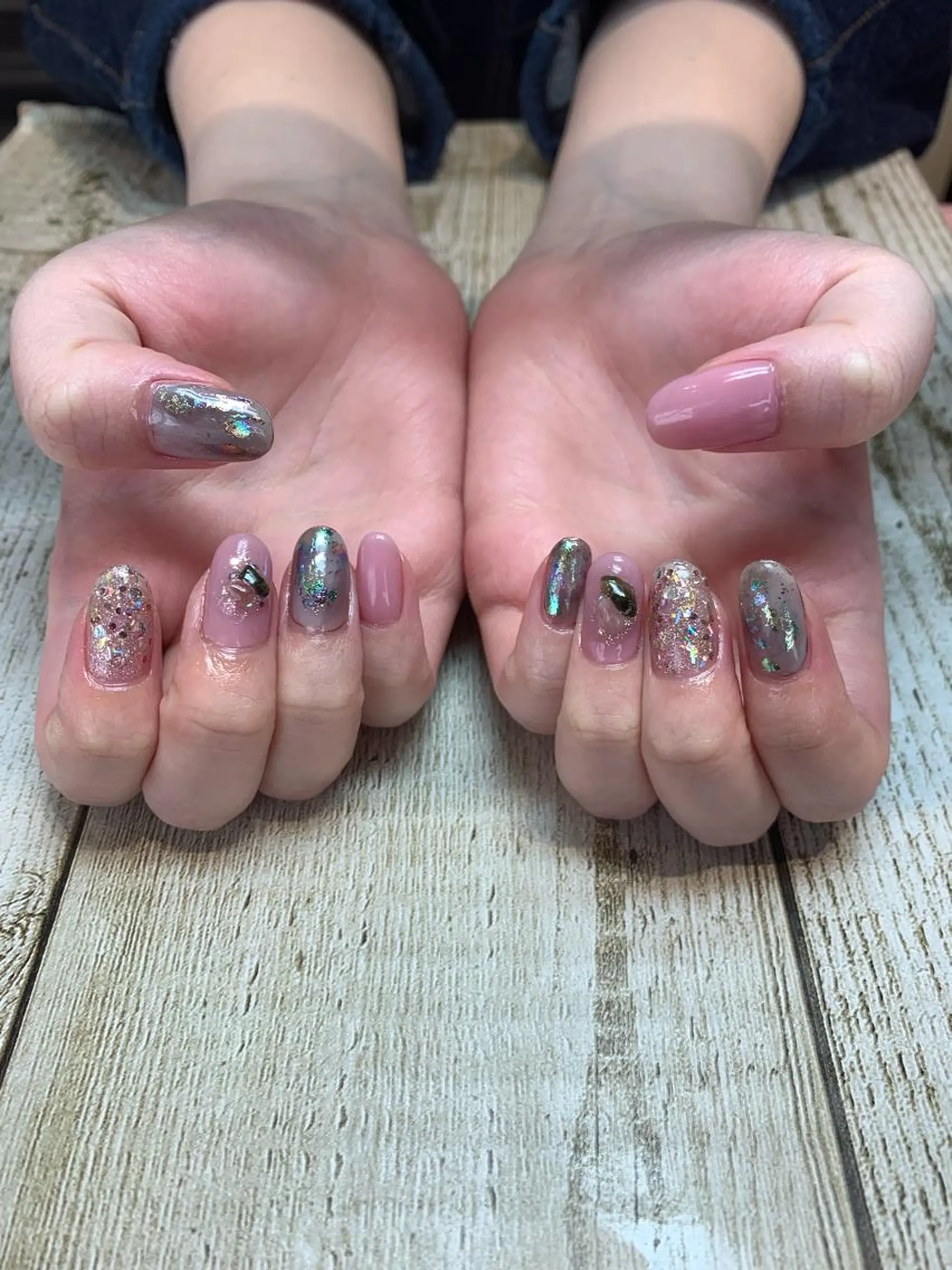 ネイル imymemine所属・渡邊 束紗のネイルデザイン