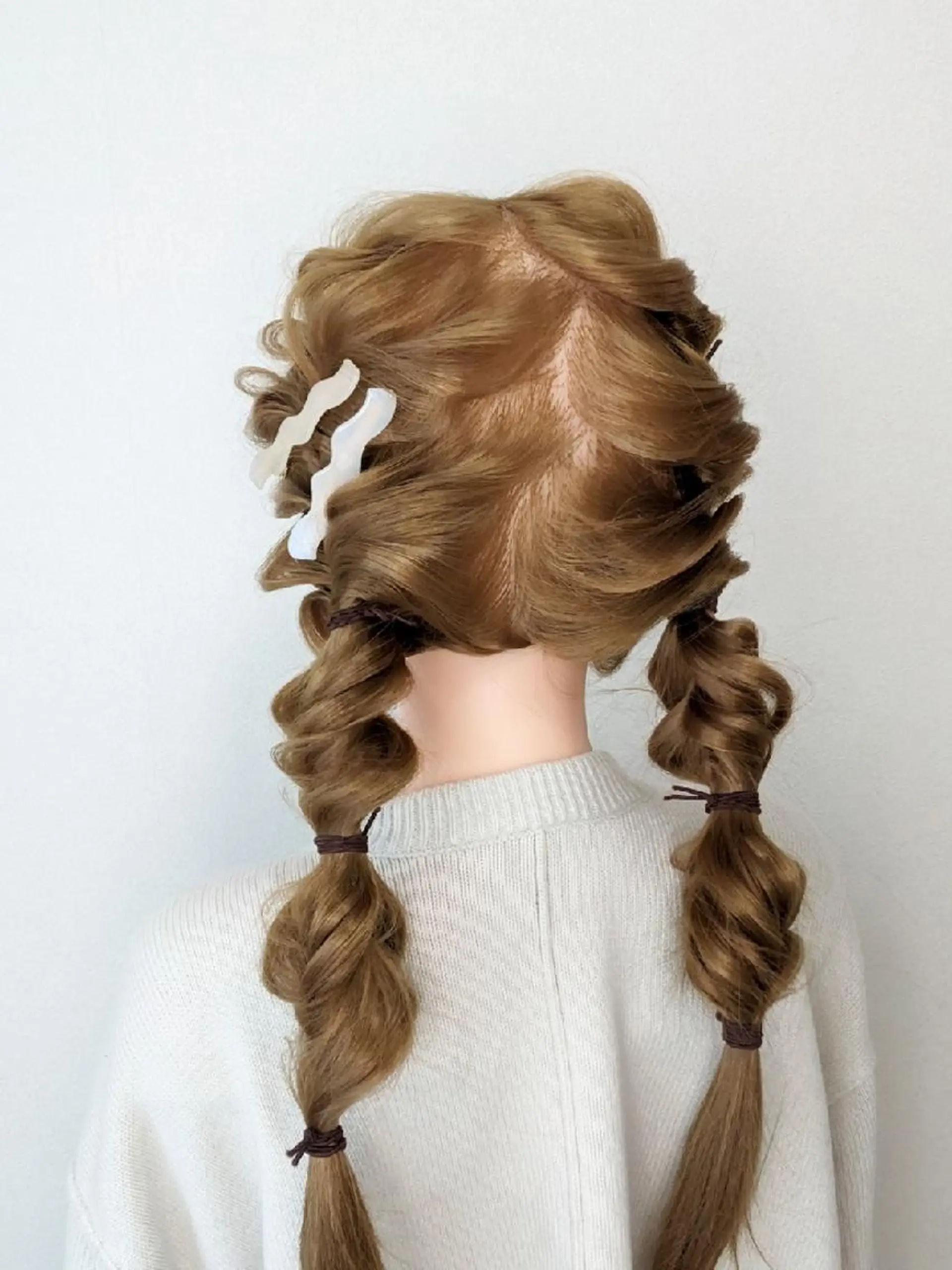 ロング ヘアアレンジ moca eye&nail所属・moca eye&nailのマツエク・マツパデザイン