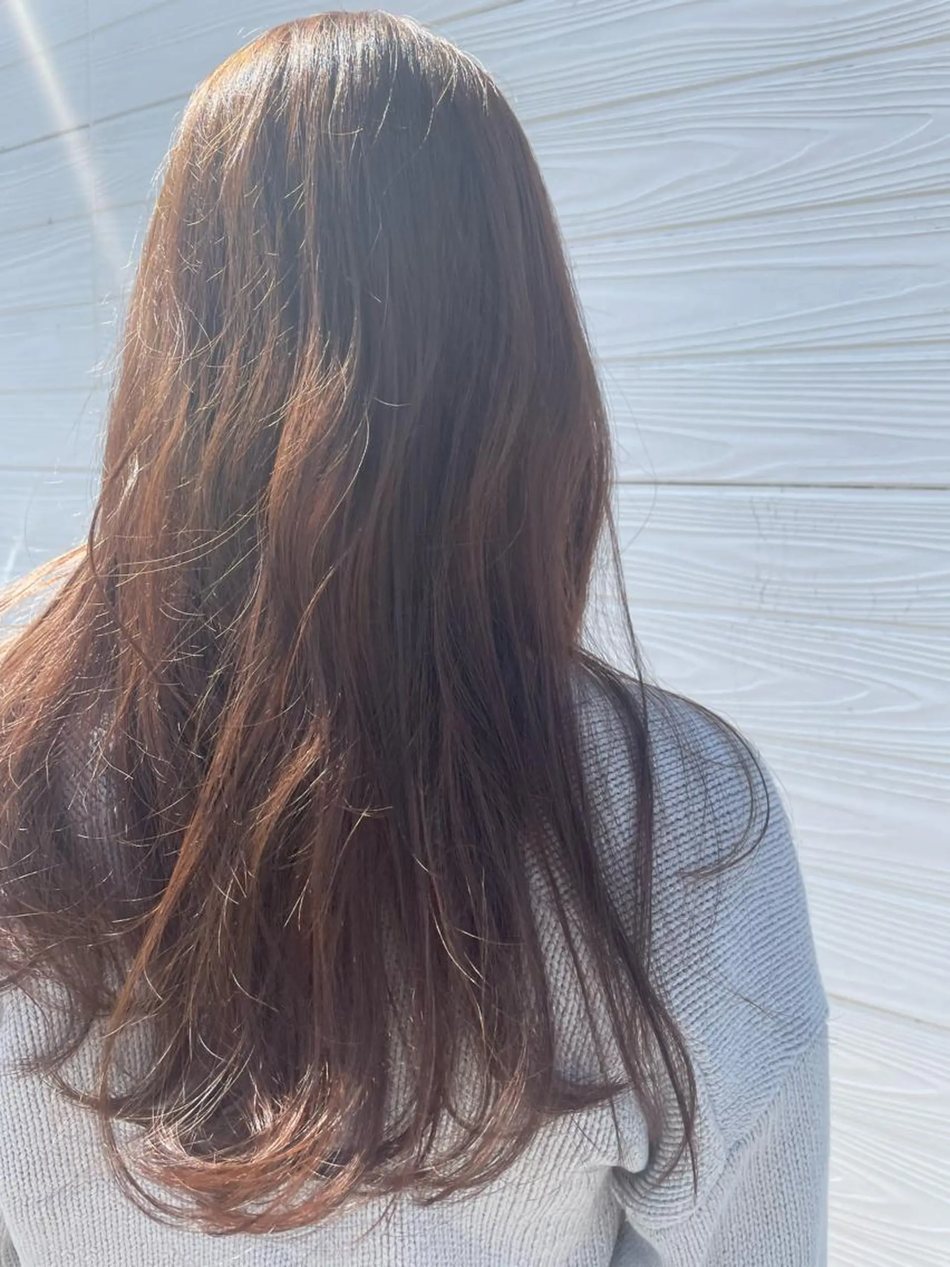 ロング ロング カット ヘアカラー ビヨウシツトリコ よねたにみなのヘアスタイル