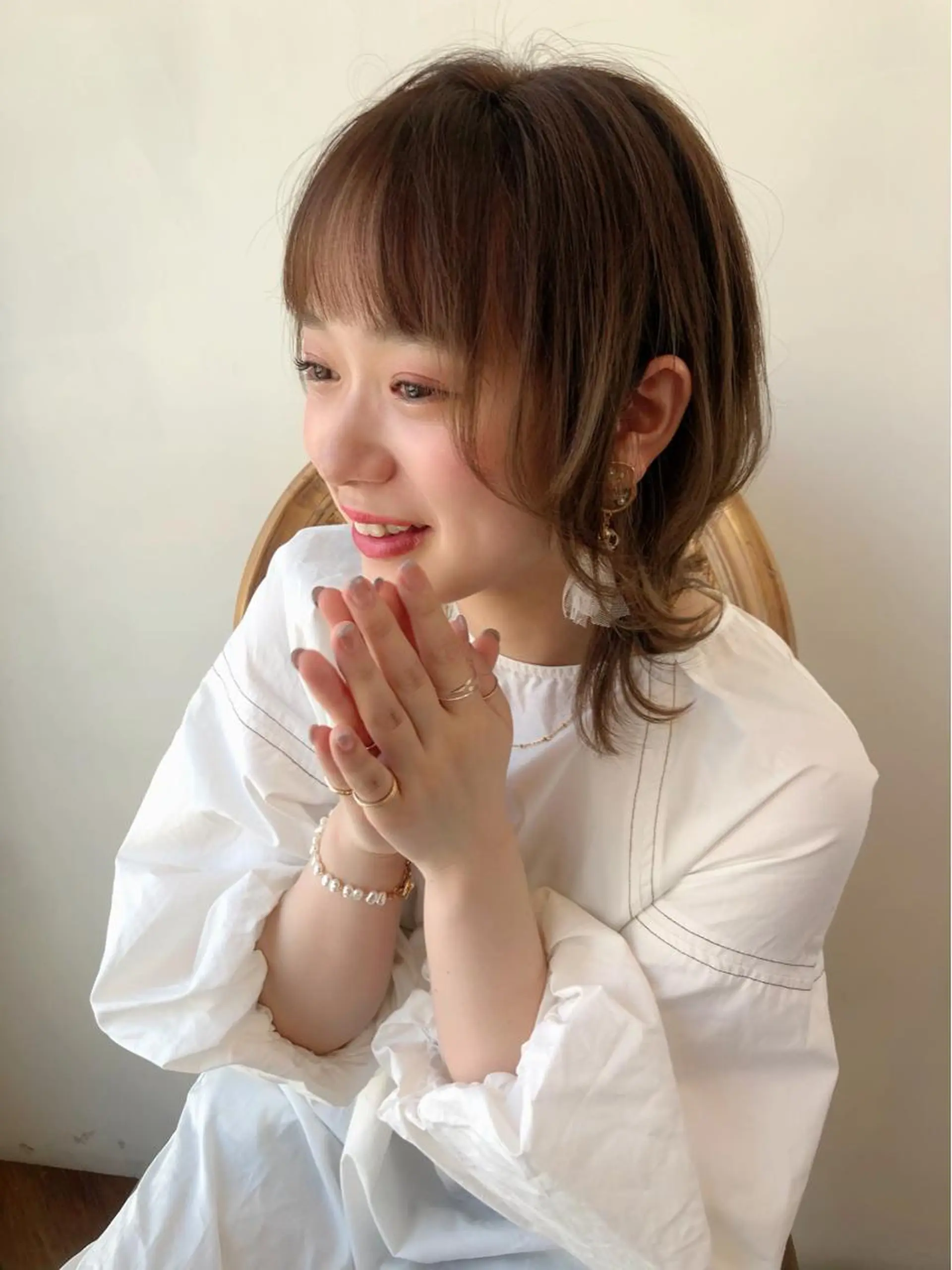 ミディアム カラー パーマ ヘアアレンジ ネイル マツエク・マツパ ベージュカラー くびれヘア ミディアムネイル ヘアセット 隠れ家サロンso you所属・yukimi .のヘアスタイル