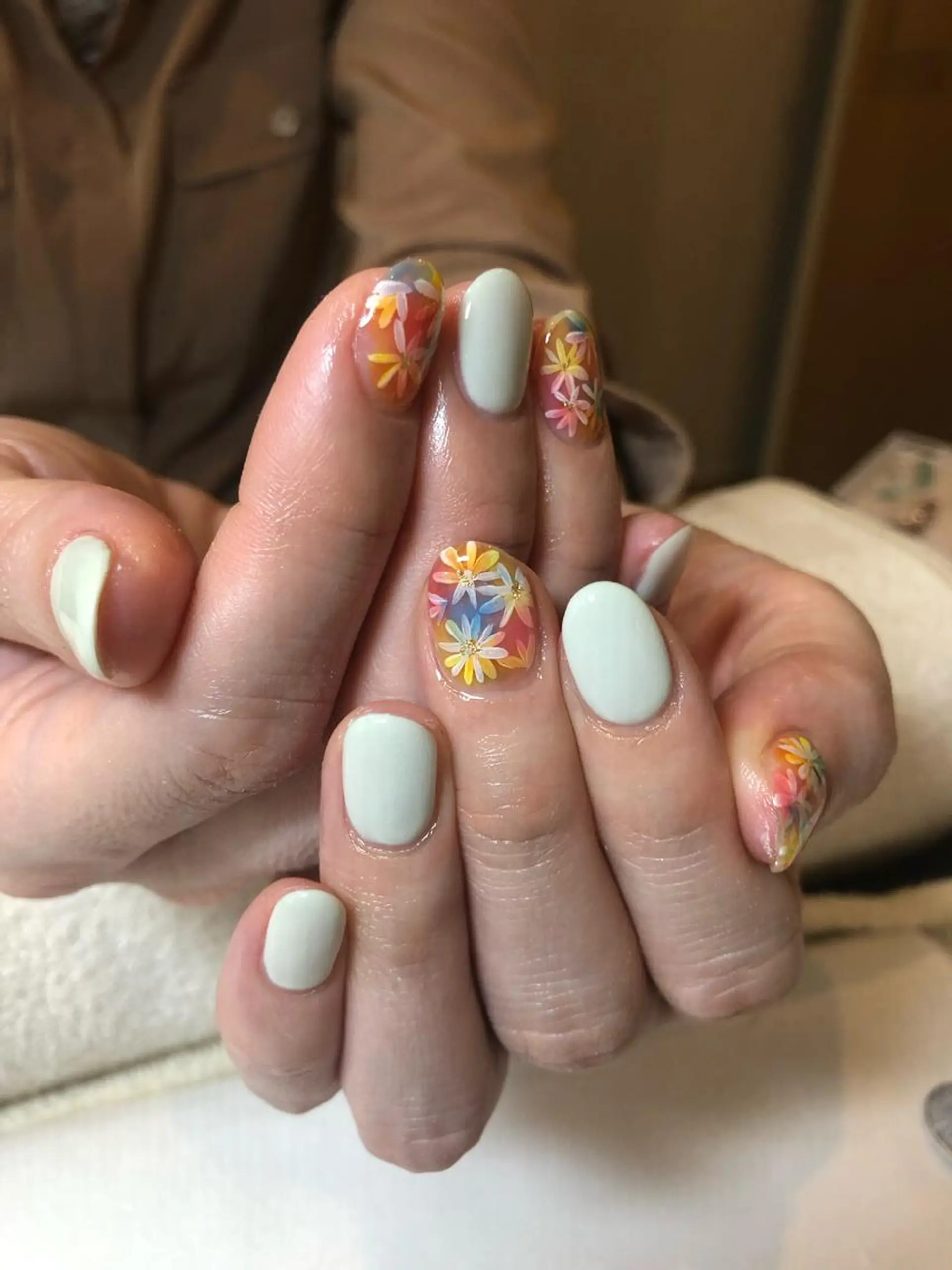ショート ネイル パラジェル lira nailのネイルデザイン