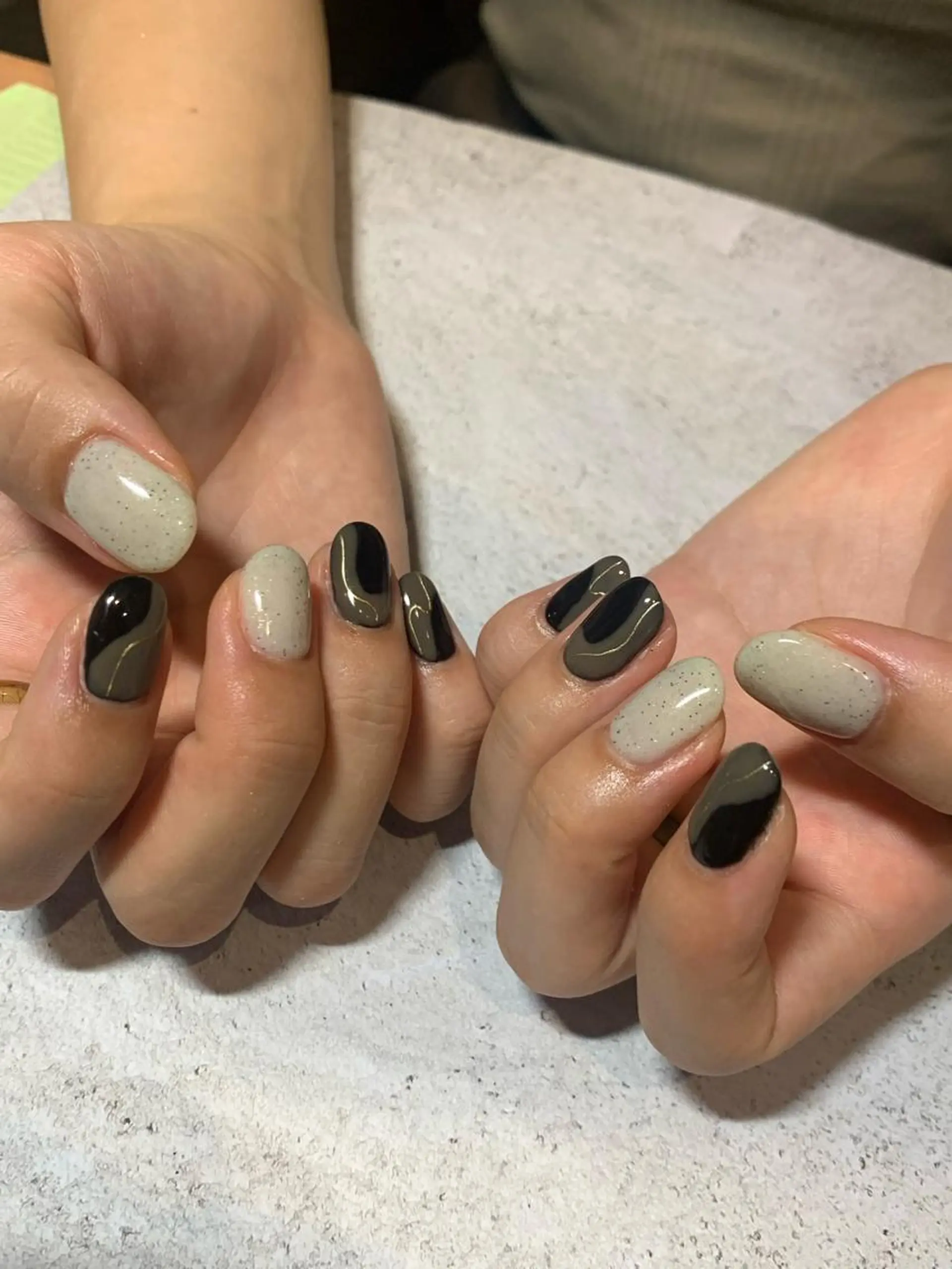 ネイル ハンドネイル Crescent Eye  Yukiのネイルデザイン