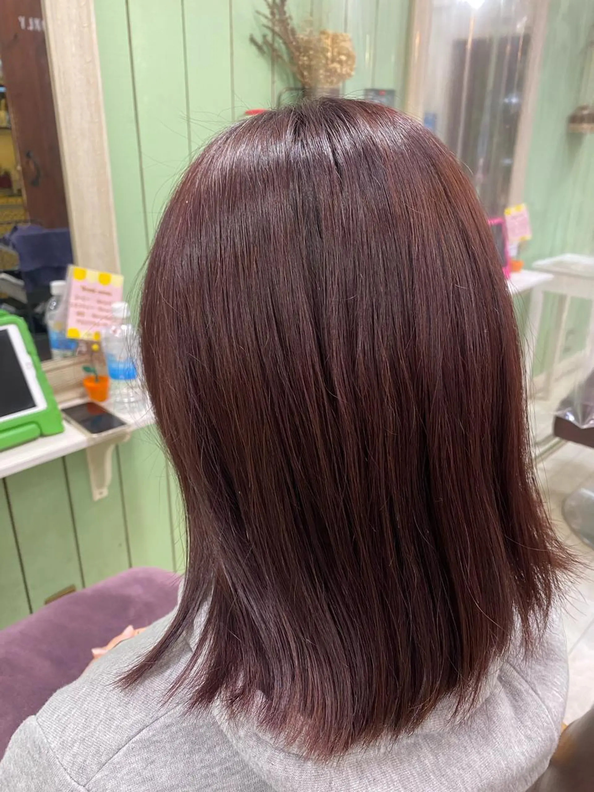 ミディアム ピンクブラウン 🩶西 雪乃/透明感 くすみカラー🫧のヘアスタイル