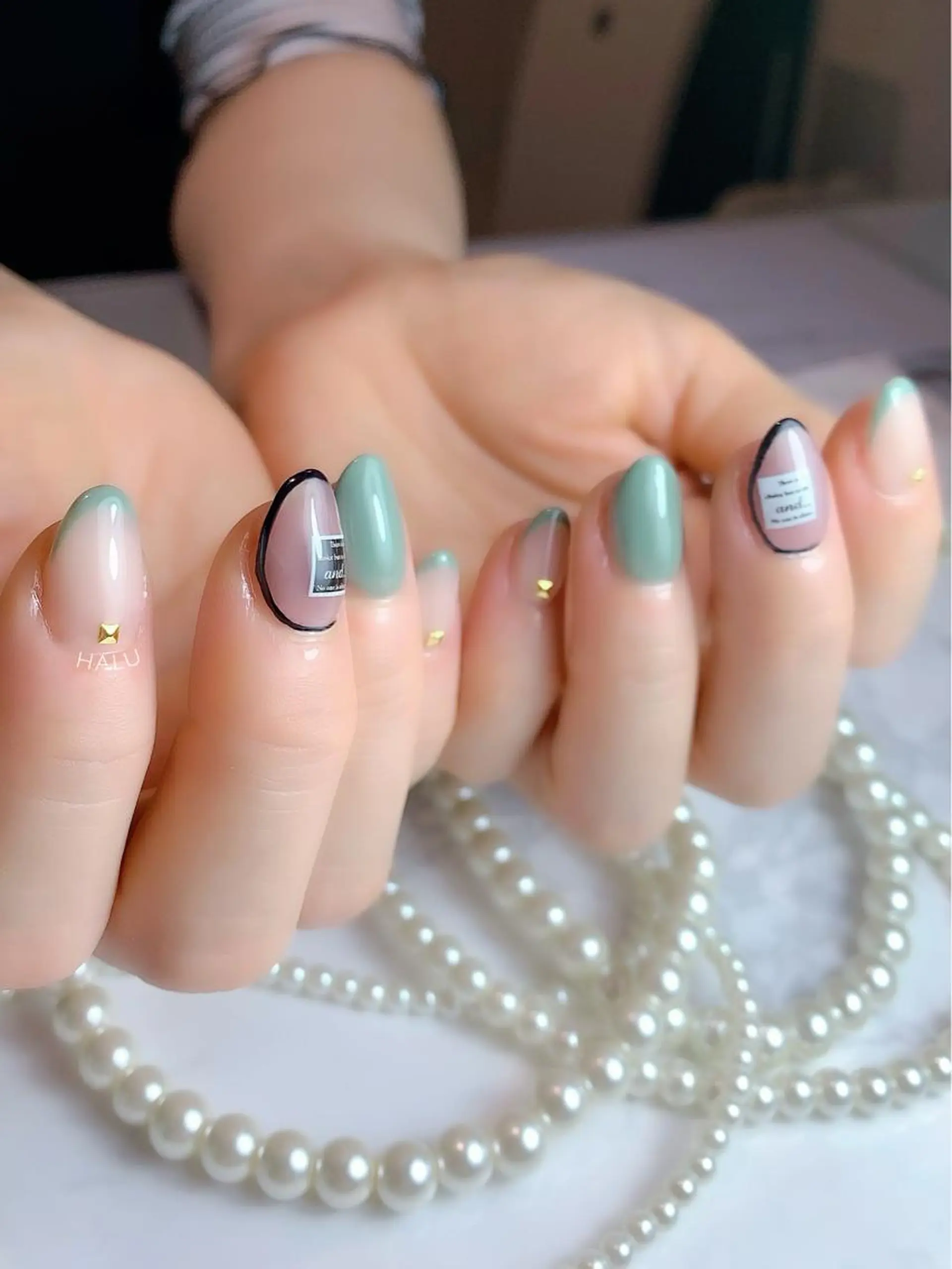 ネイル グリーン HALU ハルのネイルデザイン