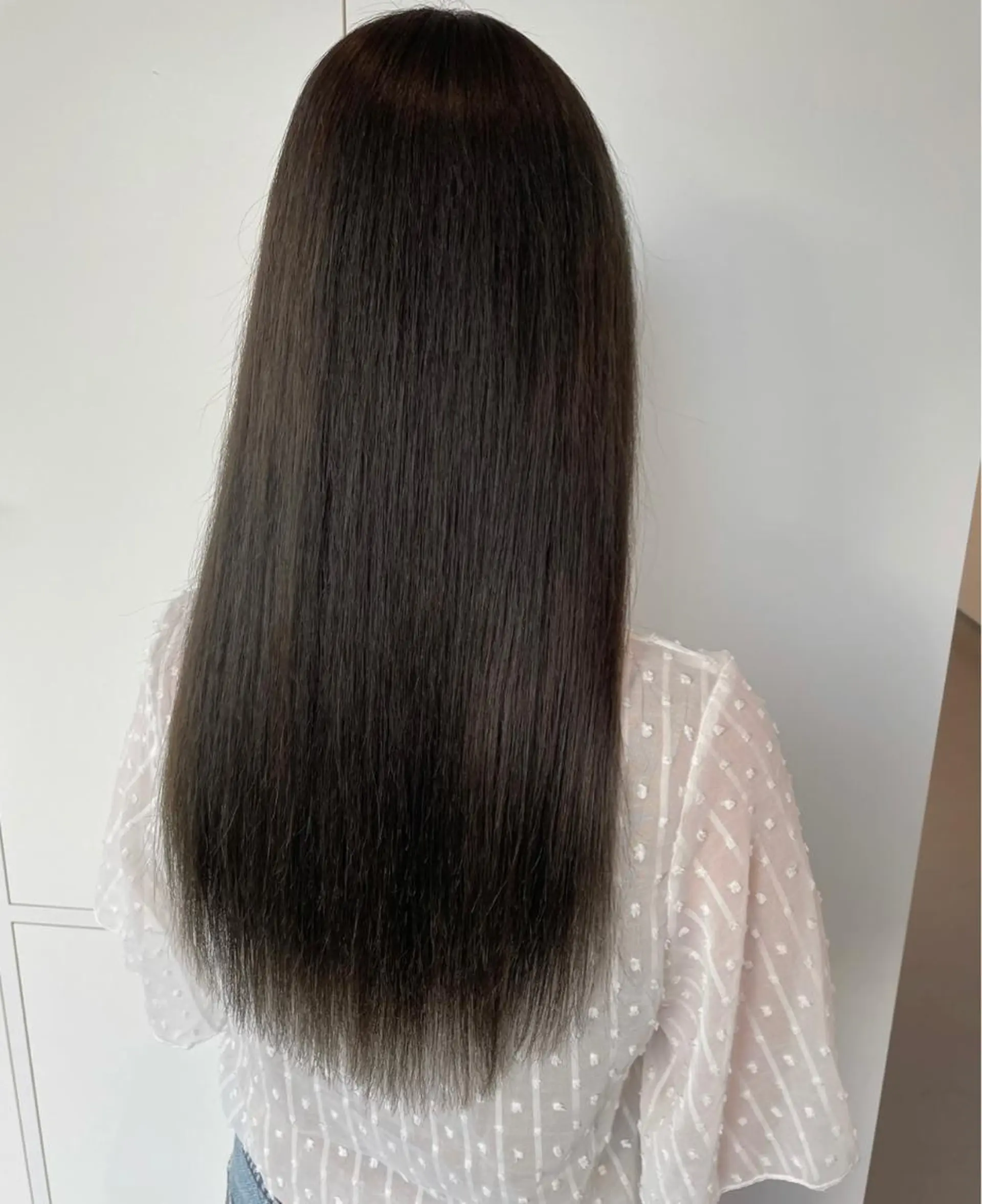 ロング パーマ 縮毛矯正 小森 樹奈のヘアスタイル