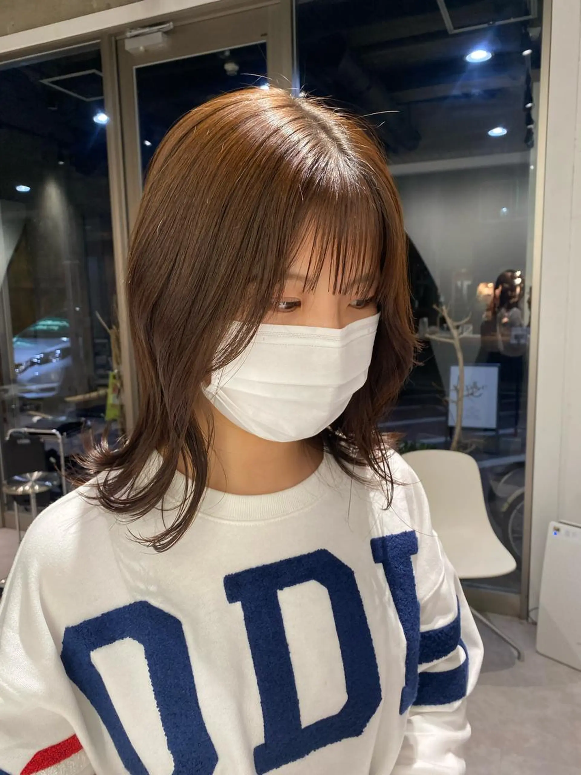 ミディアム mina🪐立川駅/ 無料ショートカットのヘアスタイル