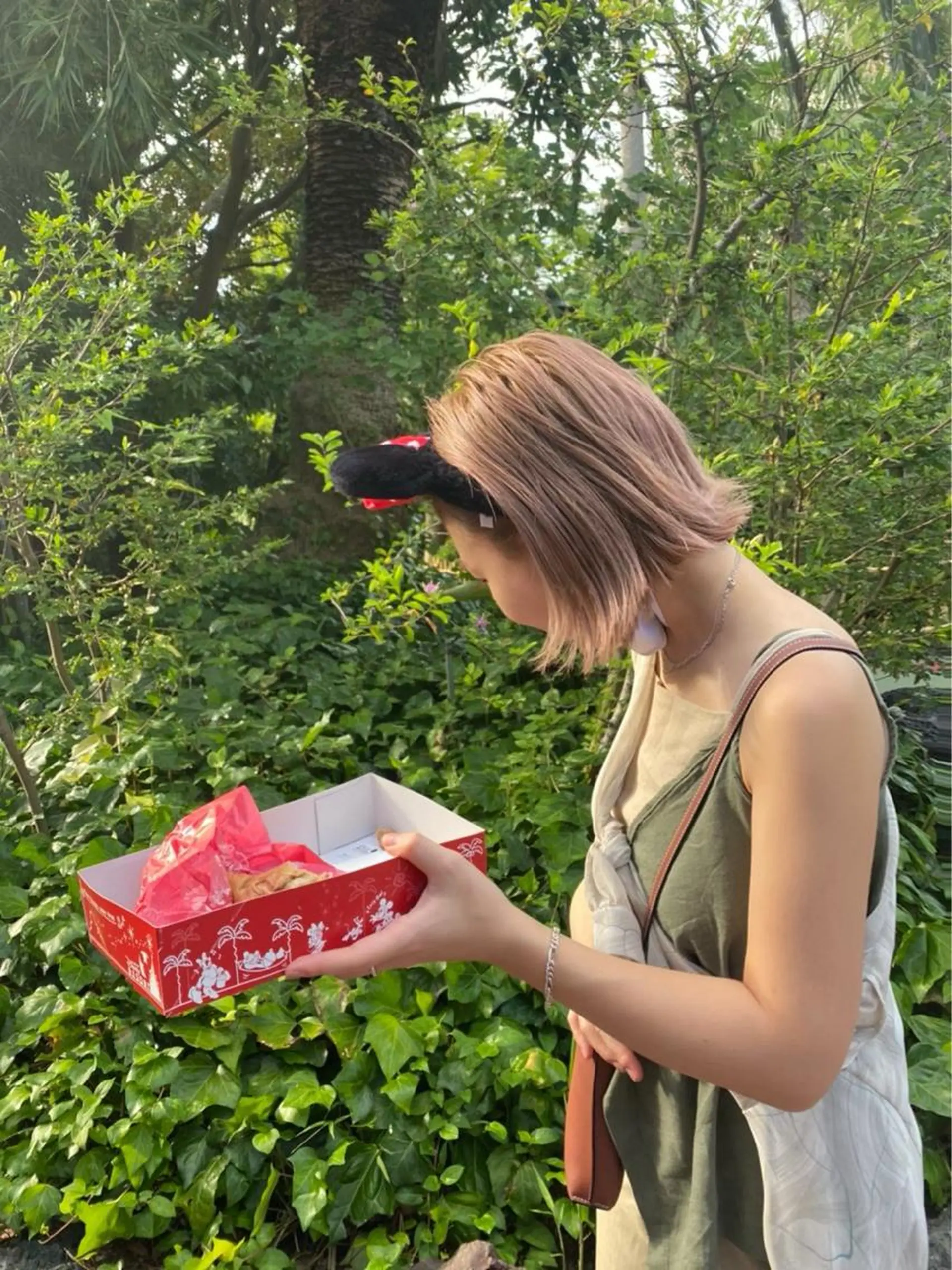 ショート カラー ヘアアレンジ re naのヘアスタイル