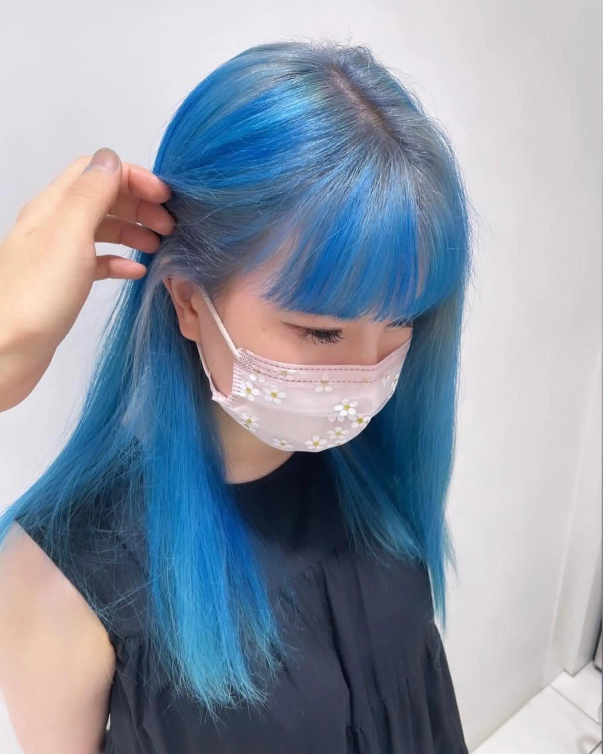 セミロング ヘアカラー トリートメント 岩下昂世/ ハイトーン/デザインのヘアスタイル