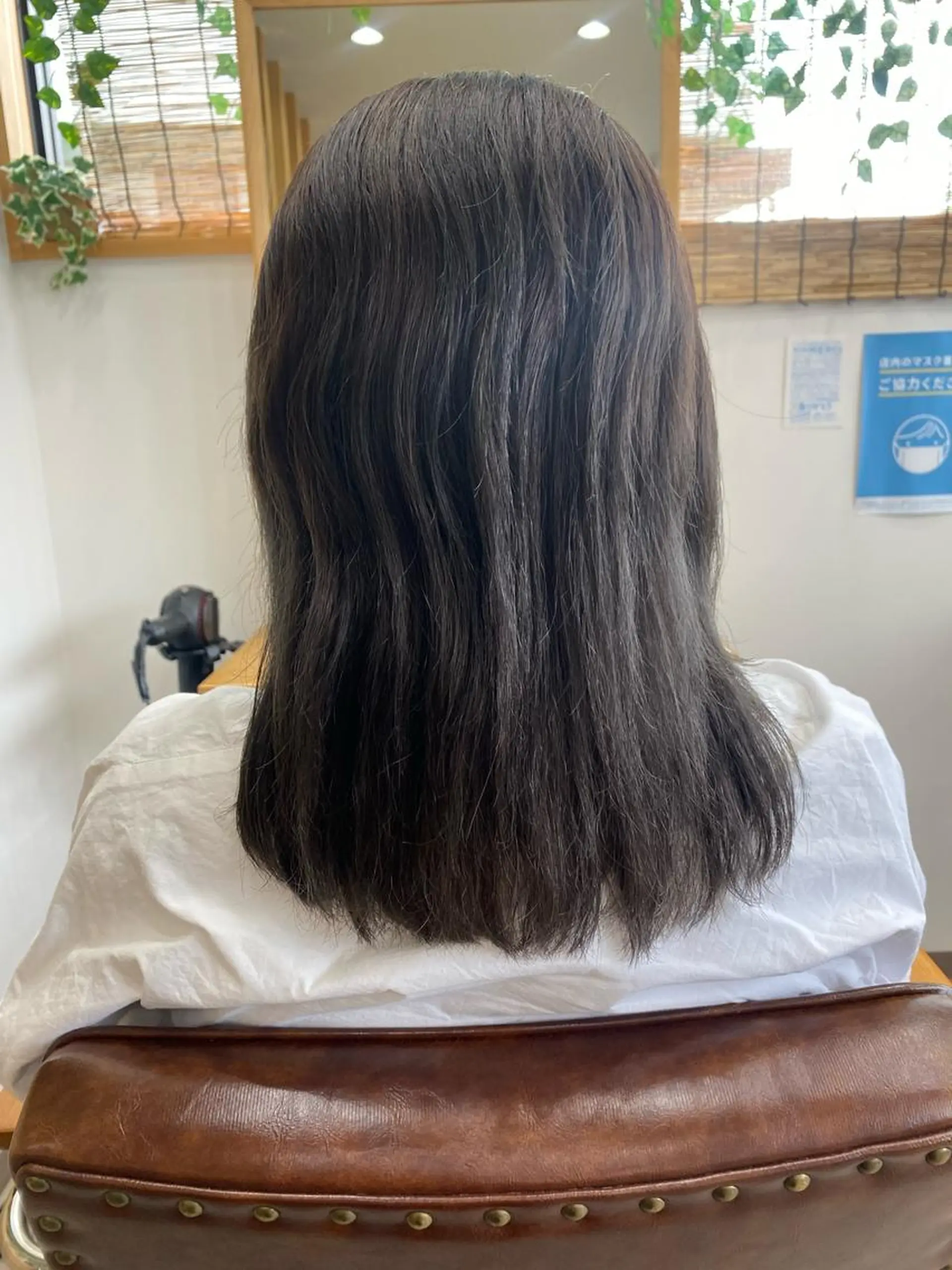 セミロング ブリーチなしベージュ /ヘアセット/ミユのヘアスタイル