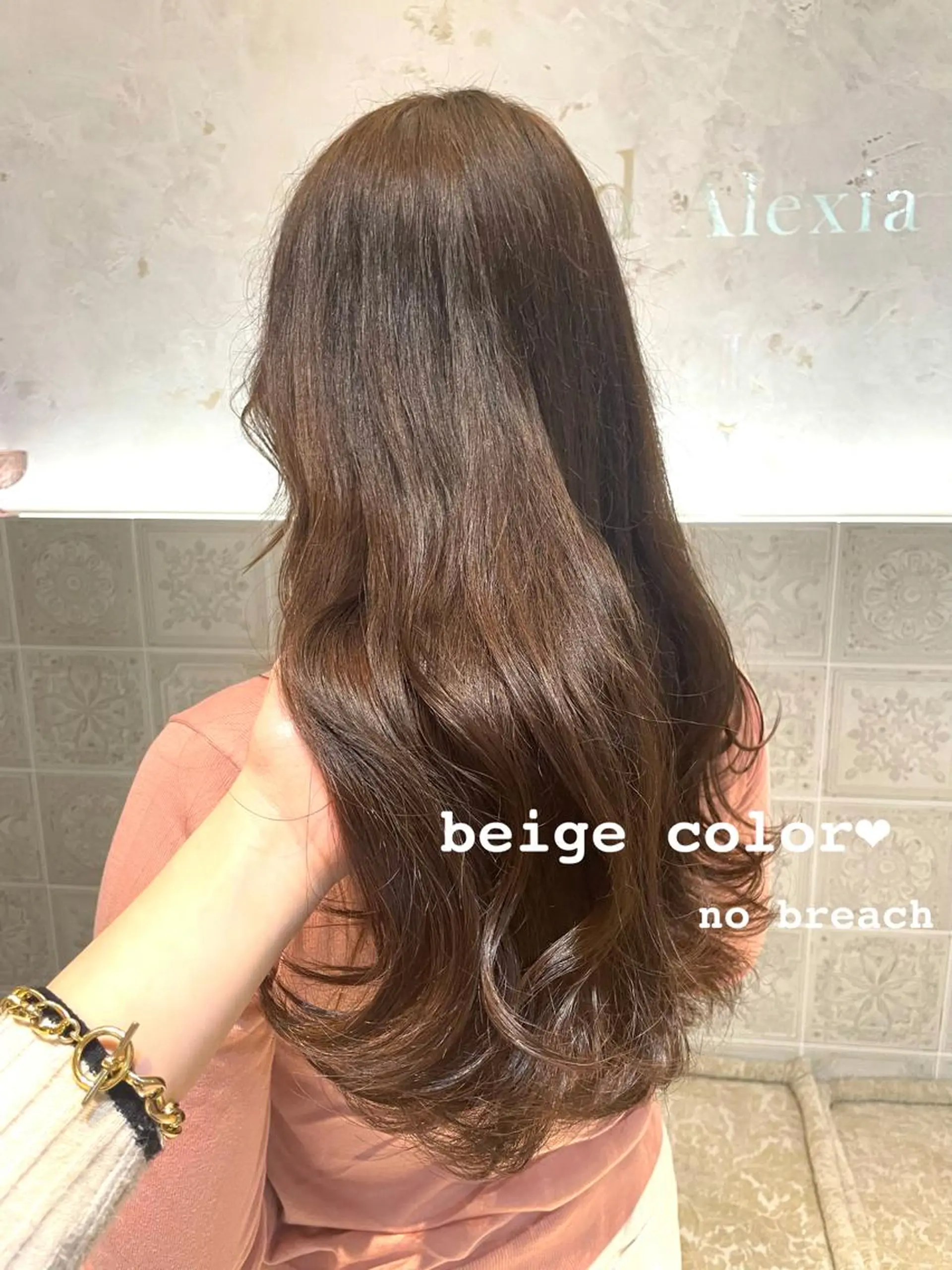 ロング カット ヘアカラー トリートメント Kanami/韓国風 /艶カラーのヘアスタイル