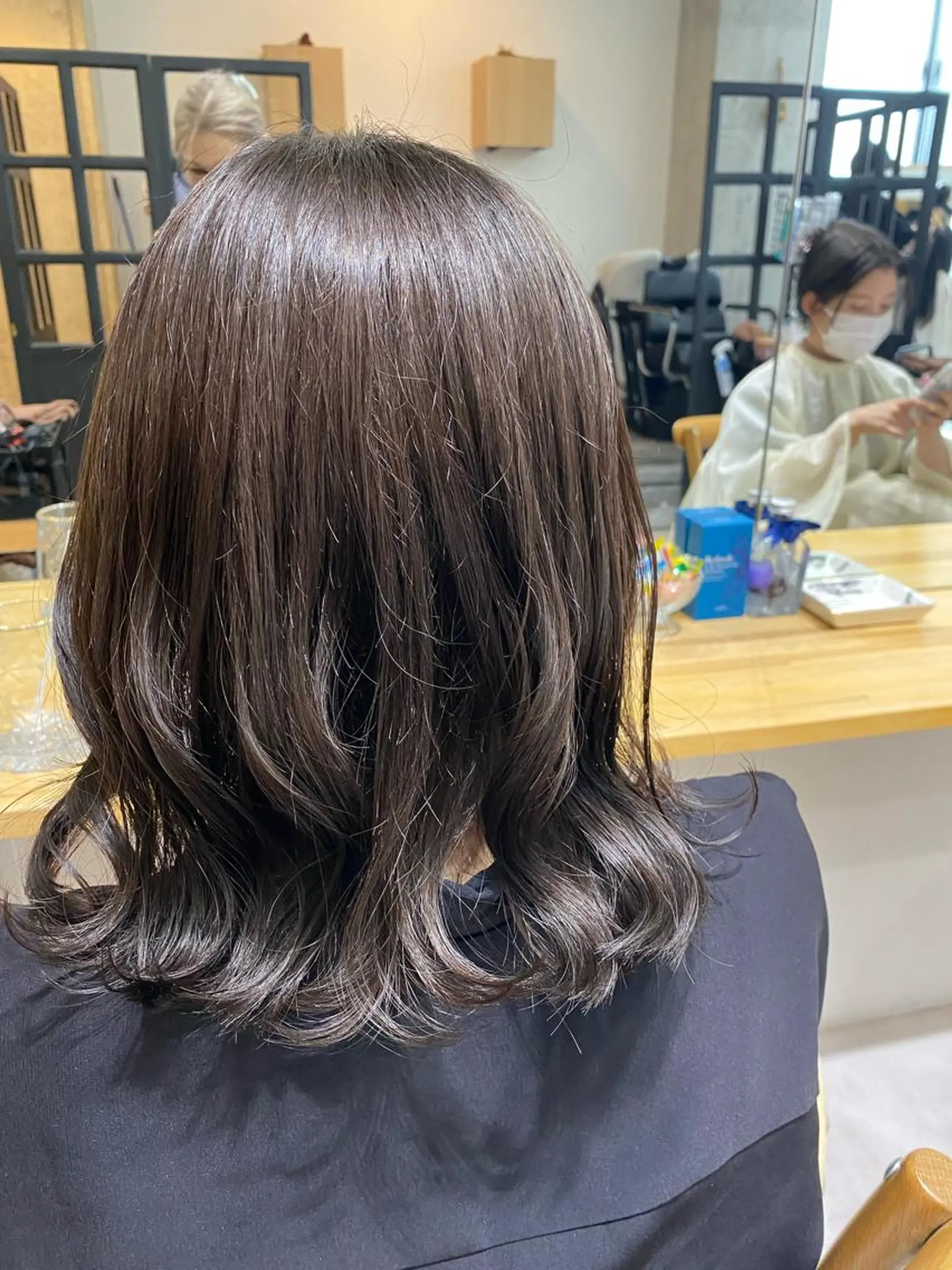 ショート カラー カット ヘアカラー トリートメント 似合う髪型が 分からない方へのヘアスタイル