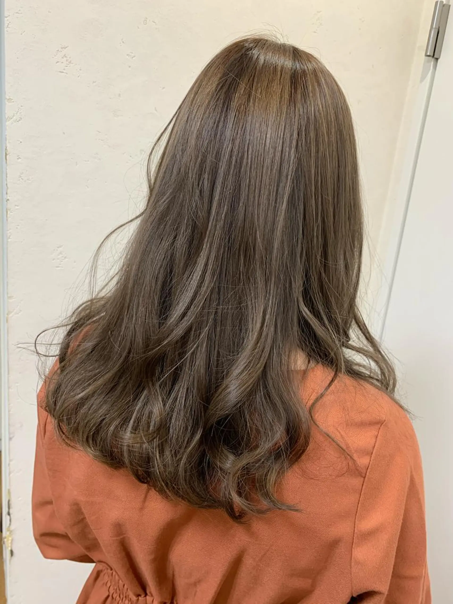 ミディアム カラー march merryのヘアスタイル