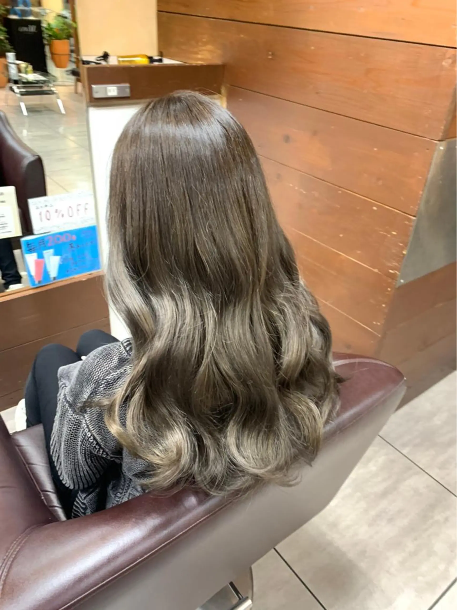 ロング カラー インナー×縮毛矯正 ピンクカラー澤井里菜のヘアスタイル