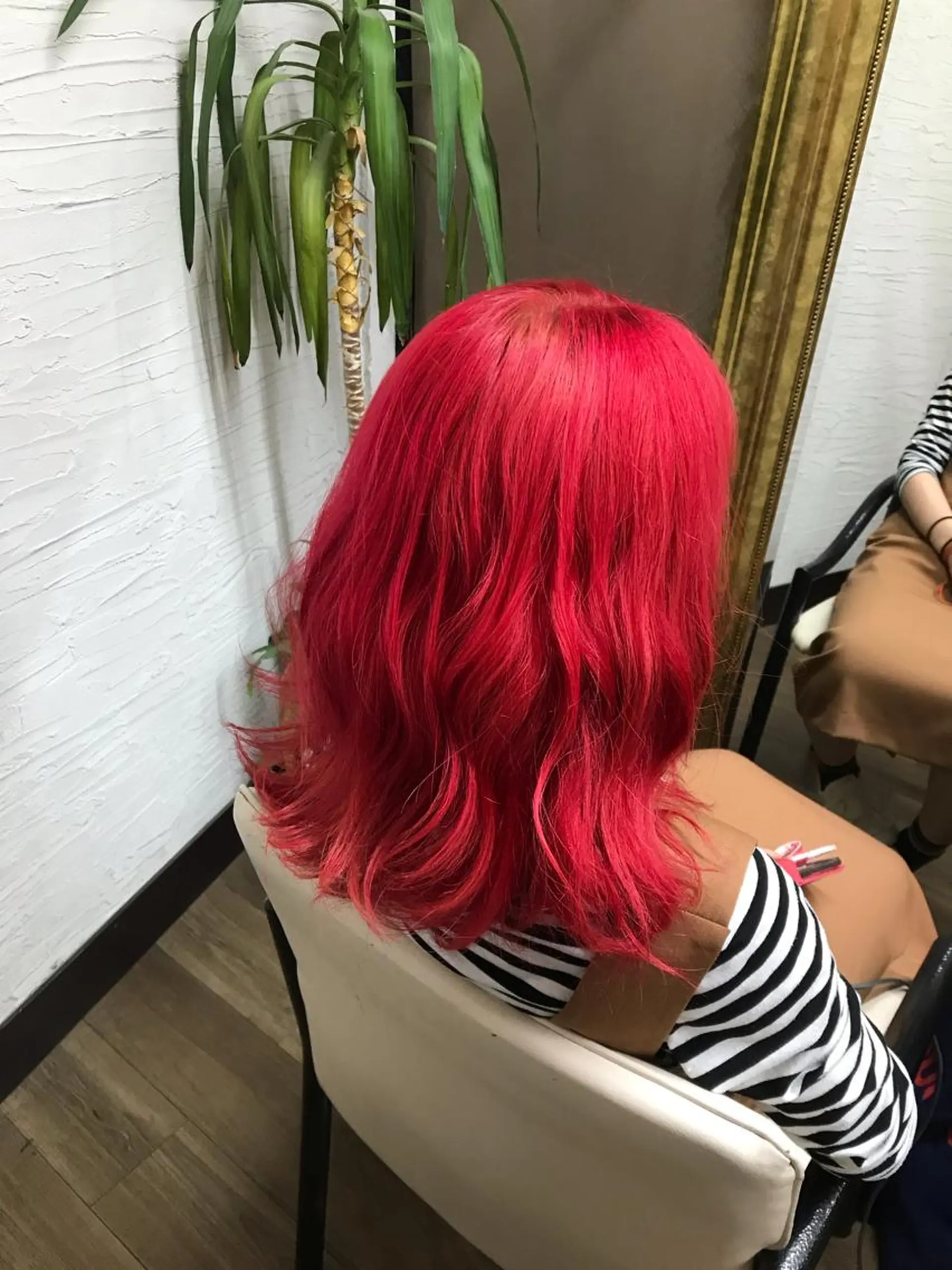 セミロング カラー ヘアアレンジ レッドカラー 牧野 なつきのヘアスタイル