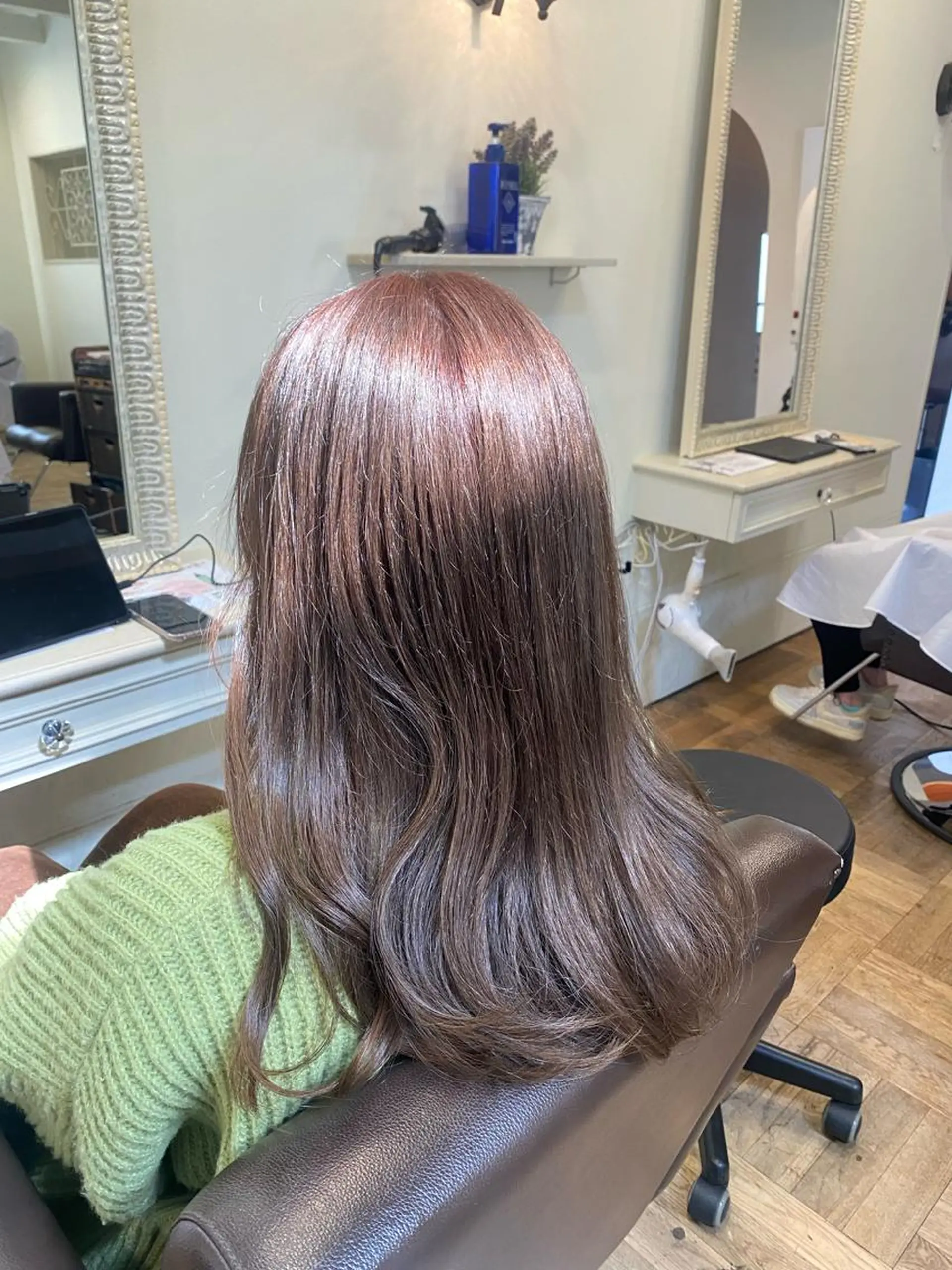 ロング カラー 【nui 茨木】 原田美紅のヘアスタイル