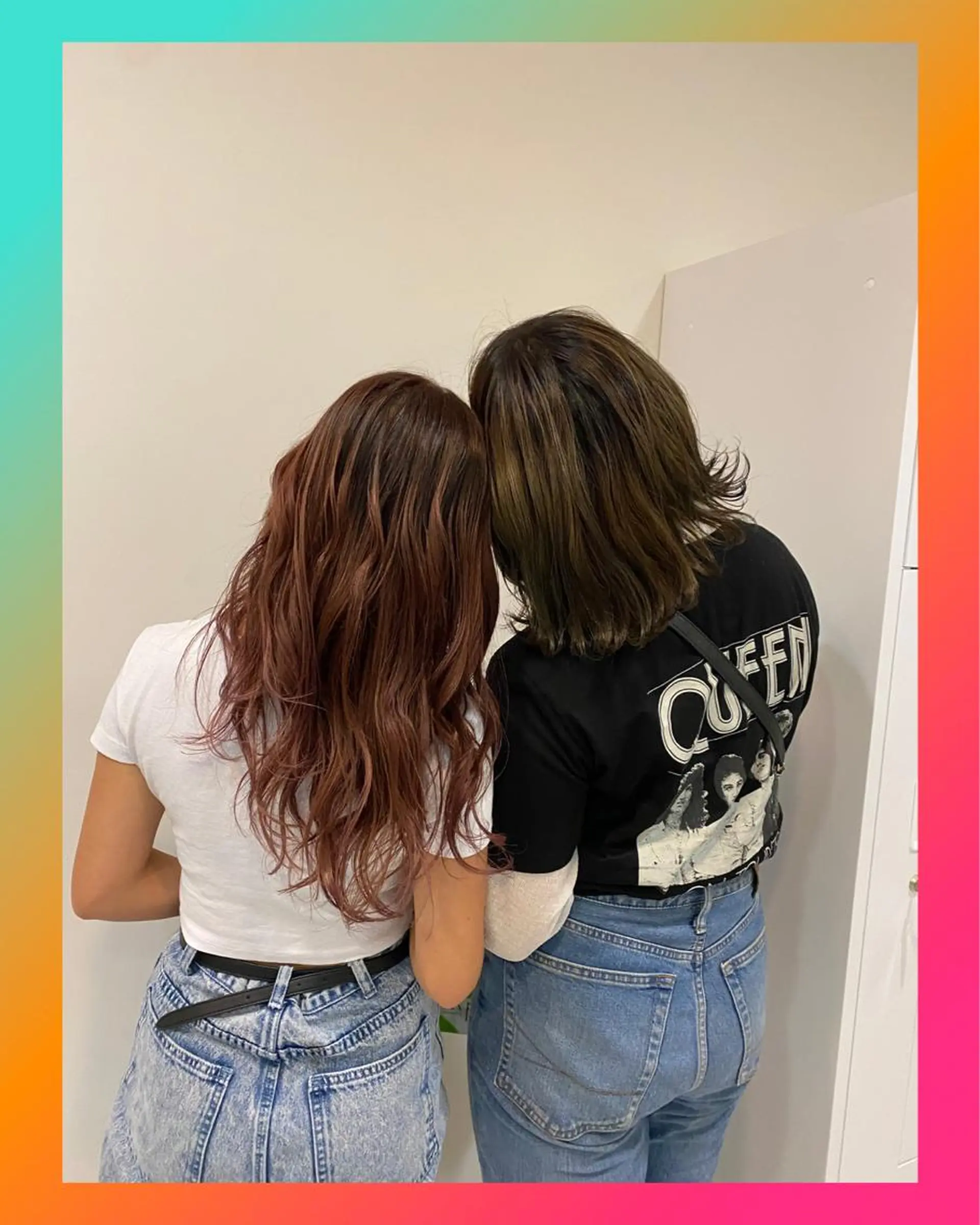 カラー ioe 岡本のヘアスタイル