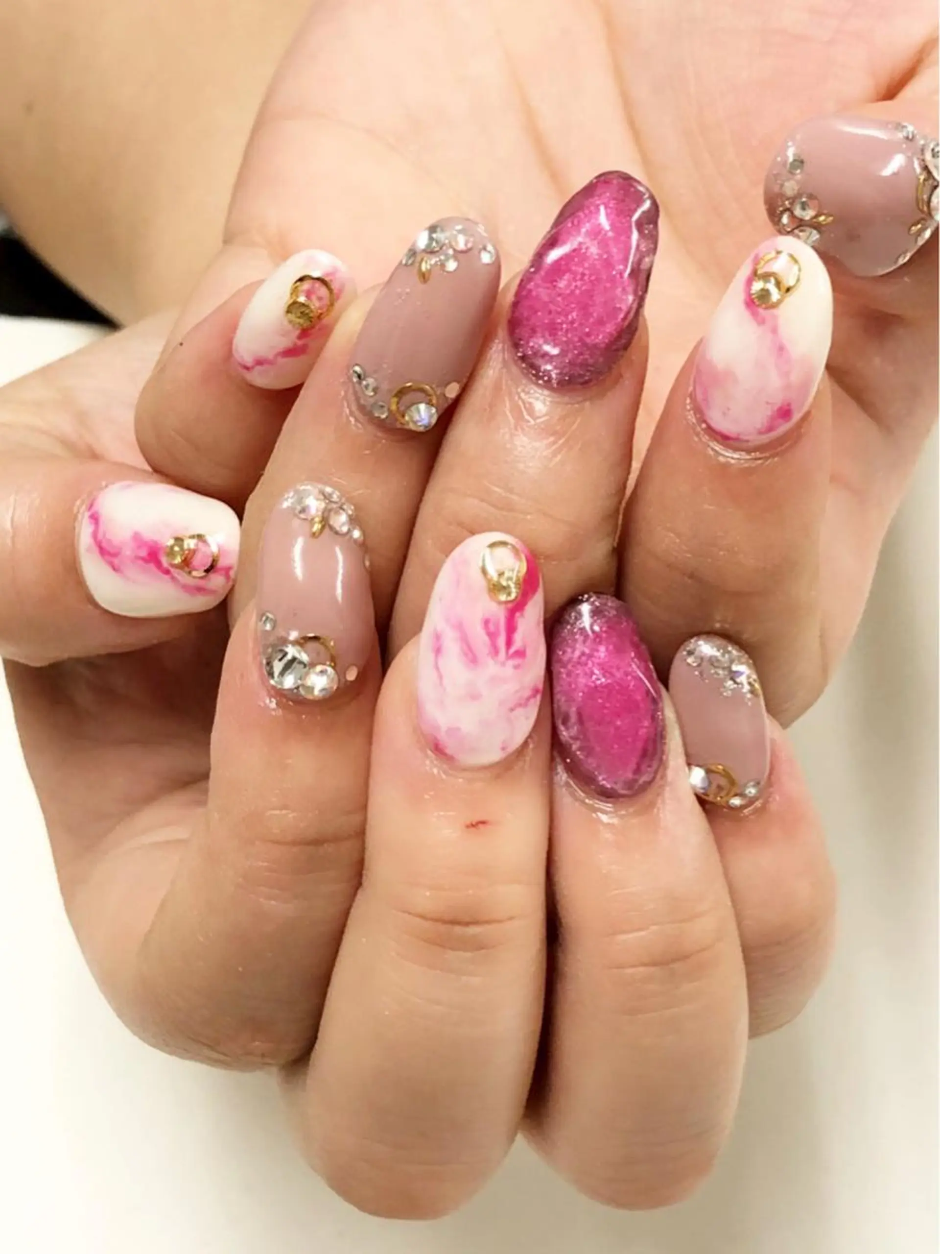 ネイル アートネイル スカルプネイル ストーンネイル KIREIE NAILSのネイルデザイン
