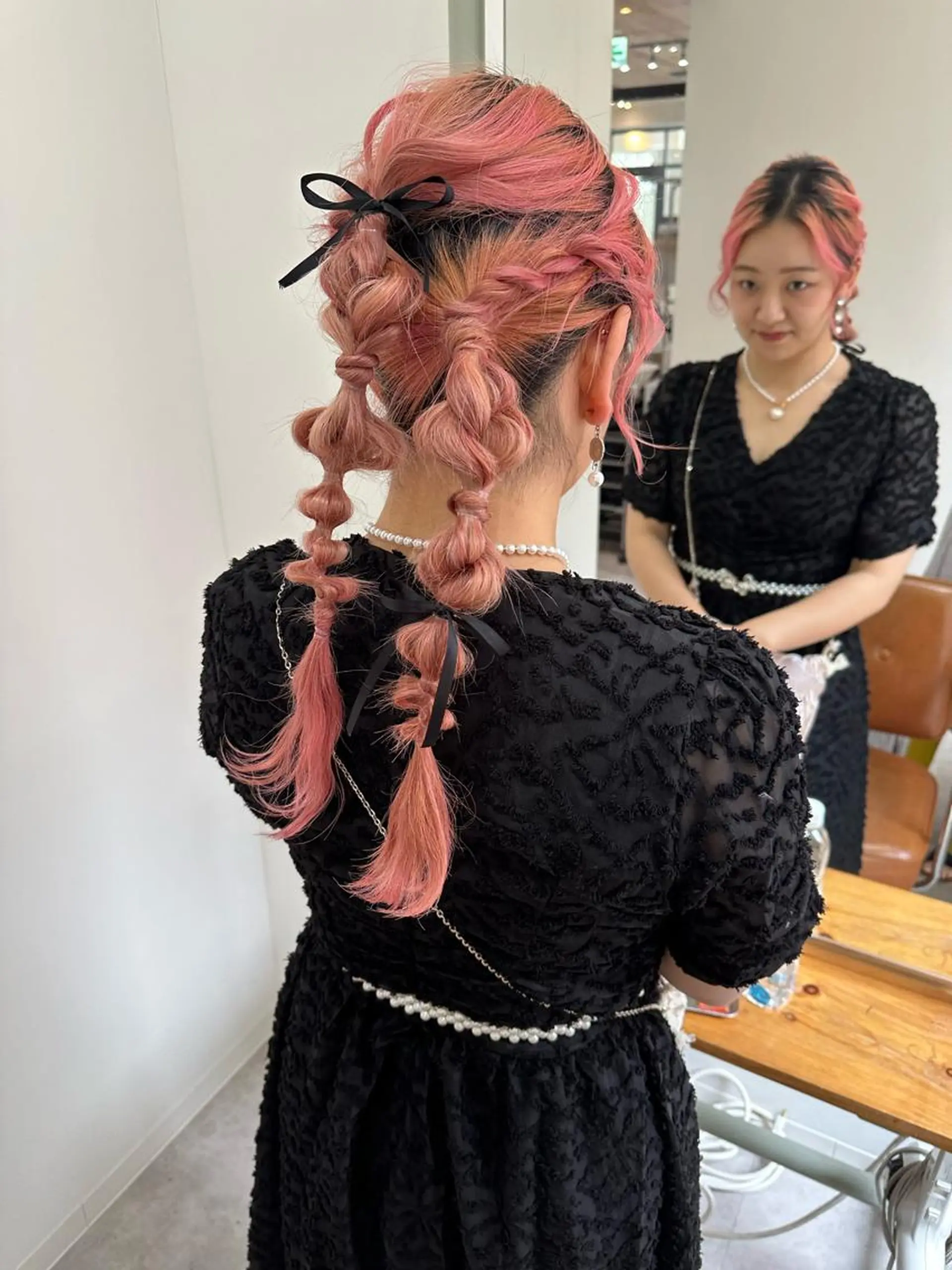 ロング カラー ヘアアレンジ freelance lab所属・iizuka akiのヘアスタイル