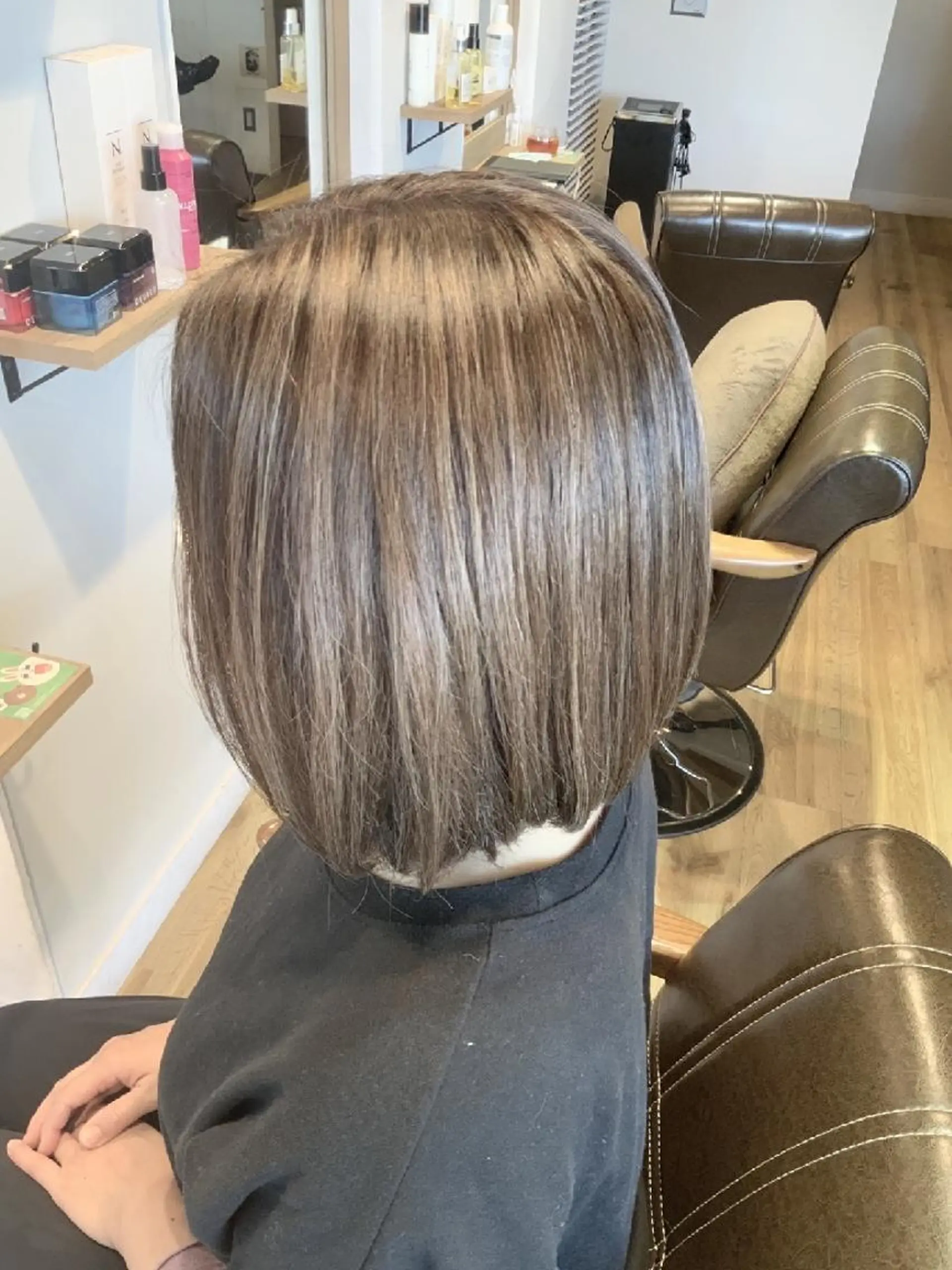 カラー ベージュカラー ハイライトカラー カット ヘアカラー トリートメント 堀 望美のヘアスタイル