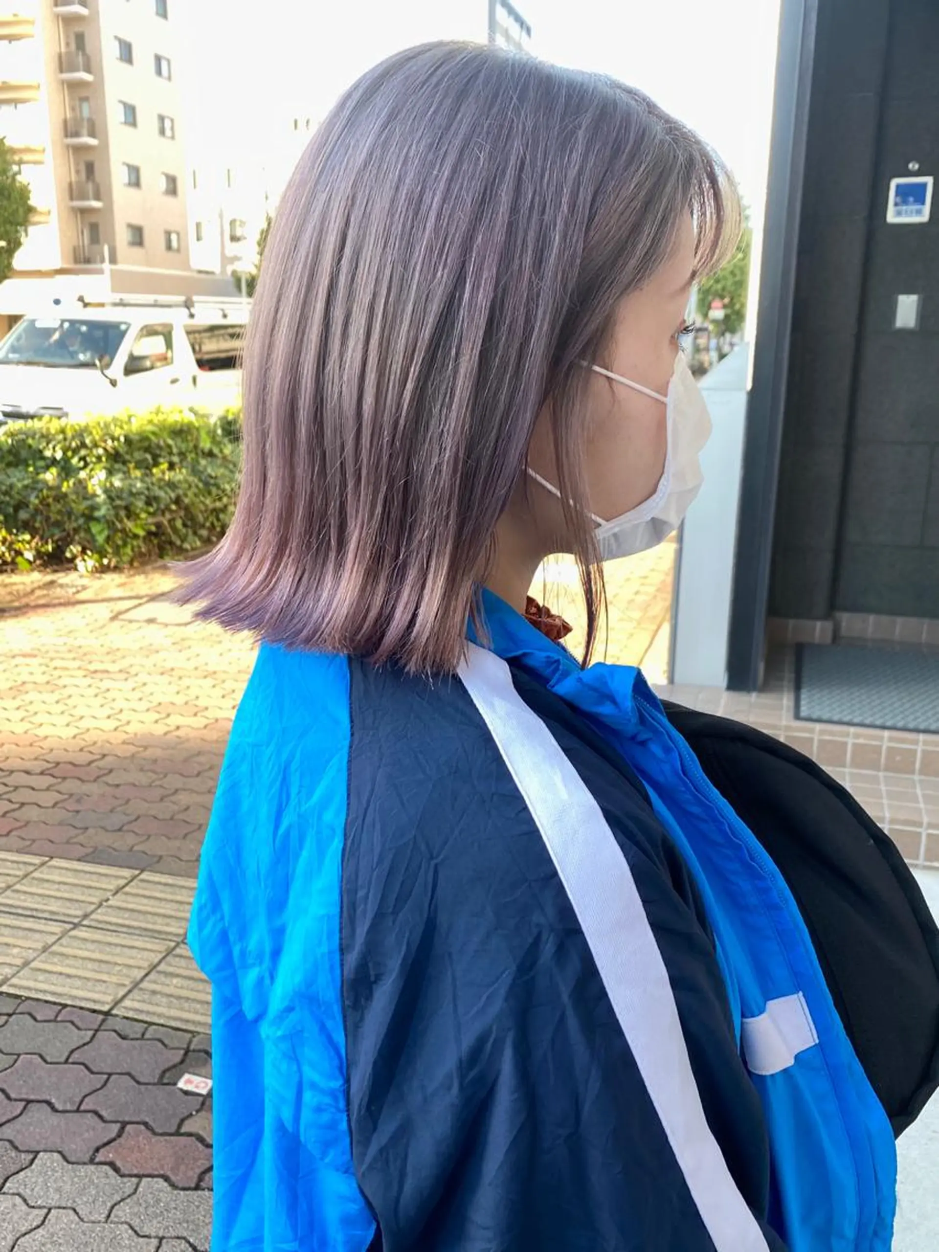 ミディアム カラー ハイトーンカラー 外ハネヘア カット ヘアカラー トリートメント MR.GOOD MORNINGフジイのヘアスタイル