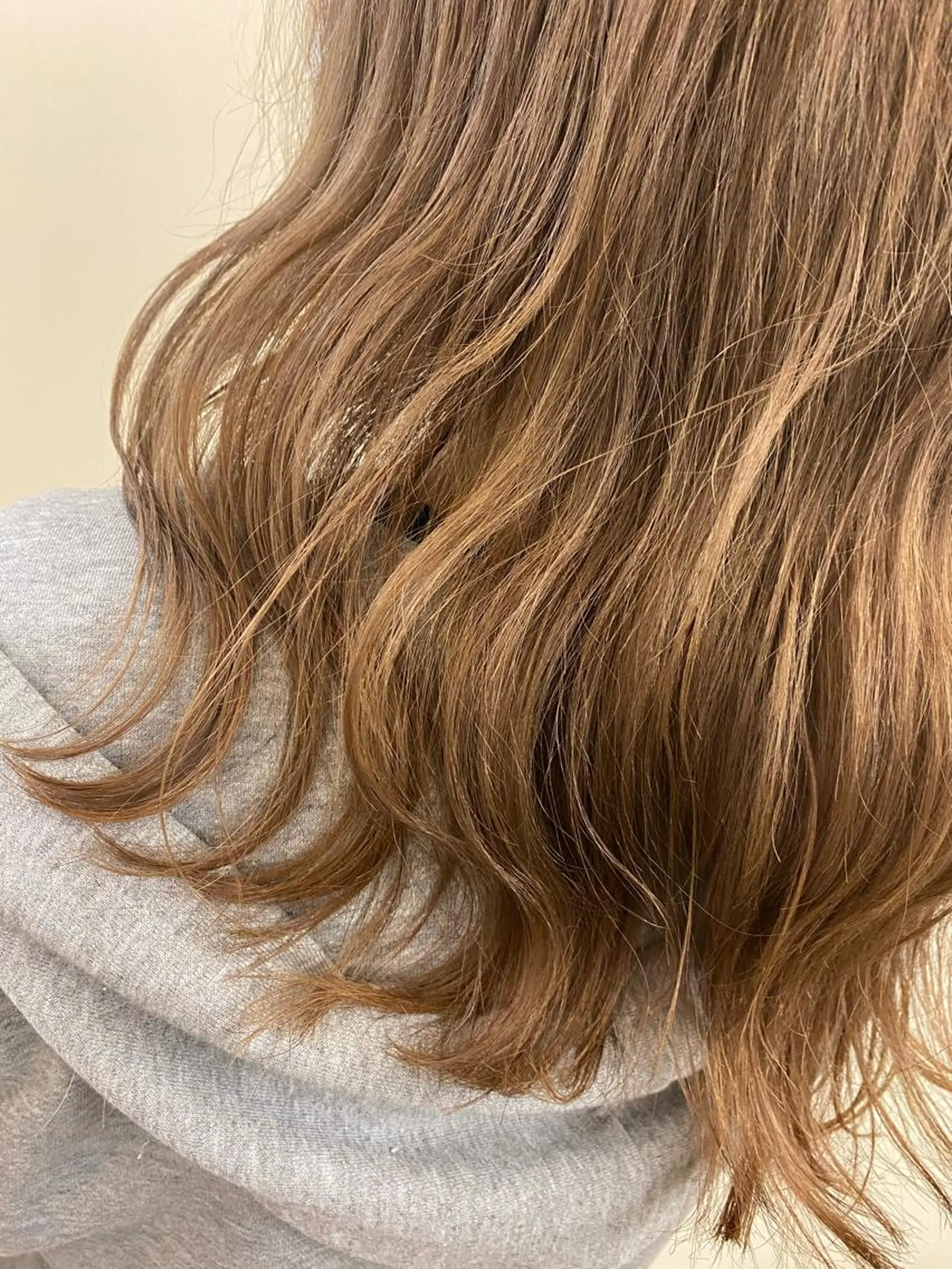 セミロング ami🍑艶カラー/ 髪質改善/透明感のヘアスタイル