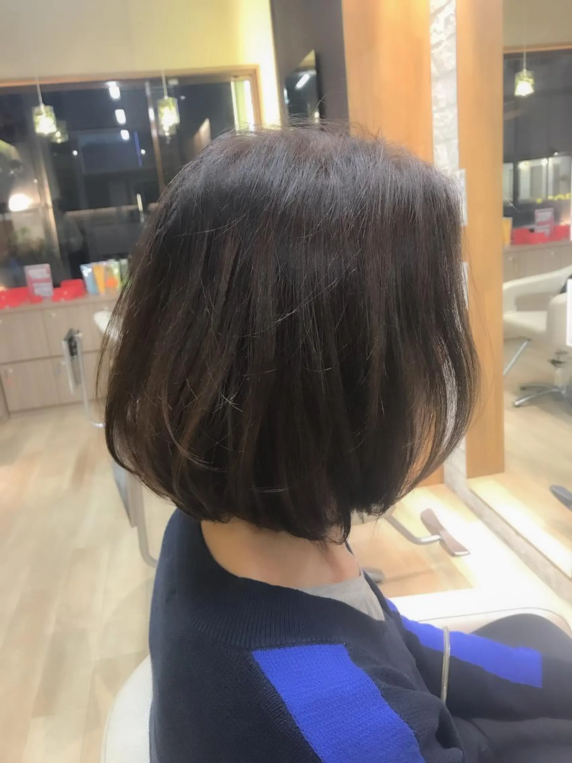 ショート ❣️大人色気レイヤー 美髪縮毛 金山❣️のヘアスタイル