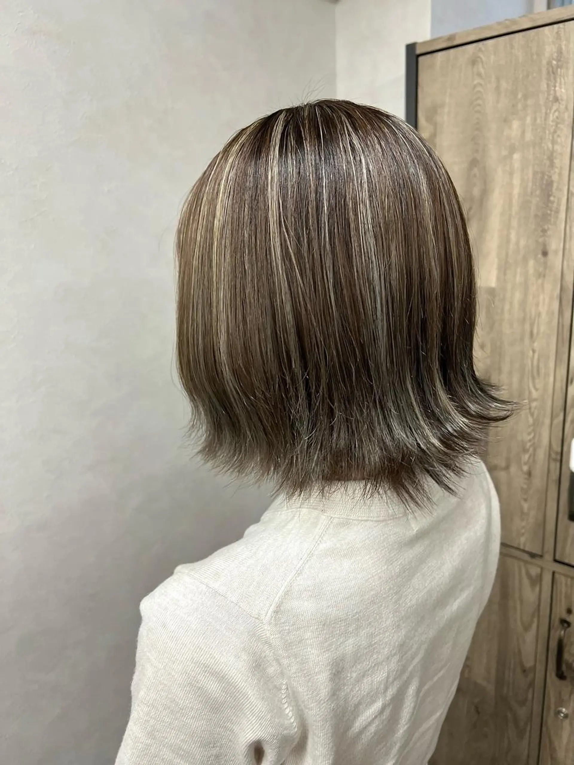 カラー バレイヤージュ ブリーチ ケアブリーチ ダブルカラー イヤリングカラー 🌷かわばた めい🌷のヘアスタイル