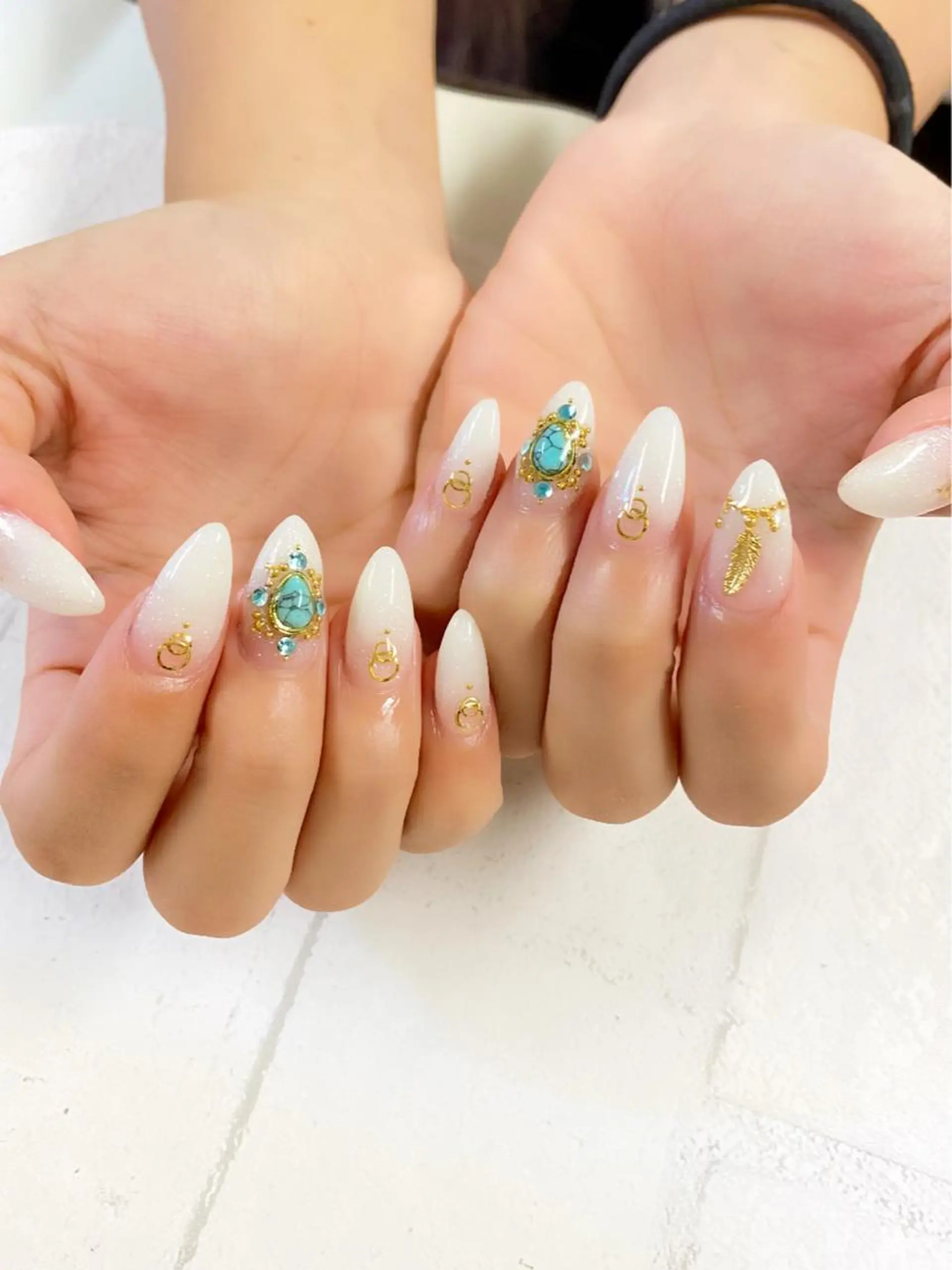カラー ネイル スカルプネイル KIREIE NAILSのネイルデザイン