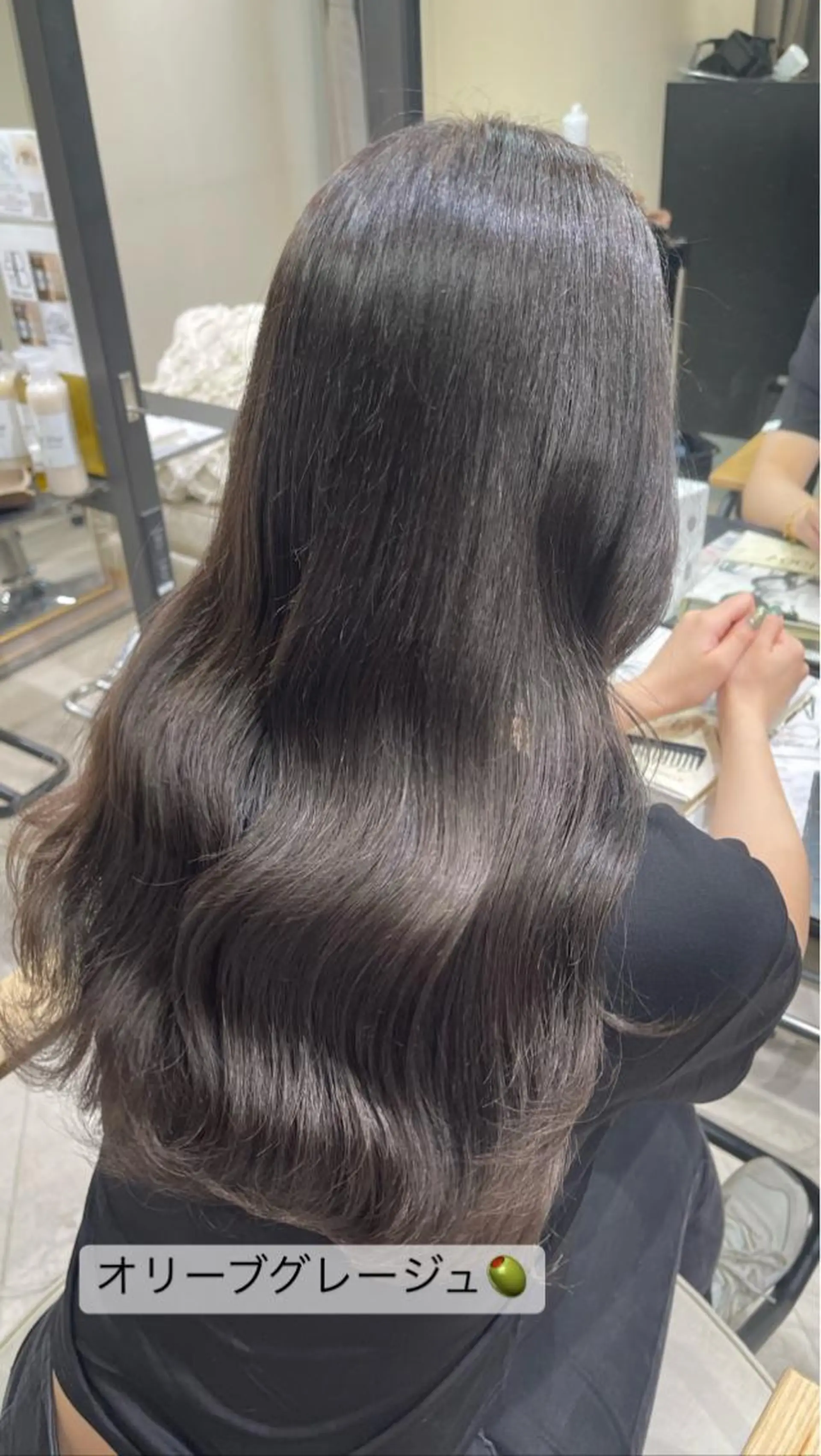 ロング シールエクステ くびれヘア エクステ 顔まわりレイヤー 顔周りカット カット ヘアカラー トリートメント ブリーチ🔥ベージュ /グレー/daikiのヘアスタイル